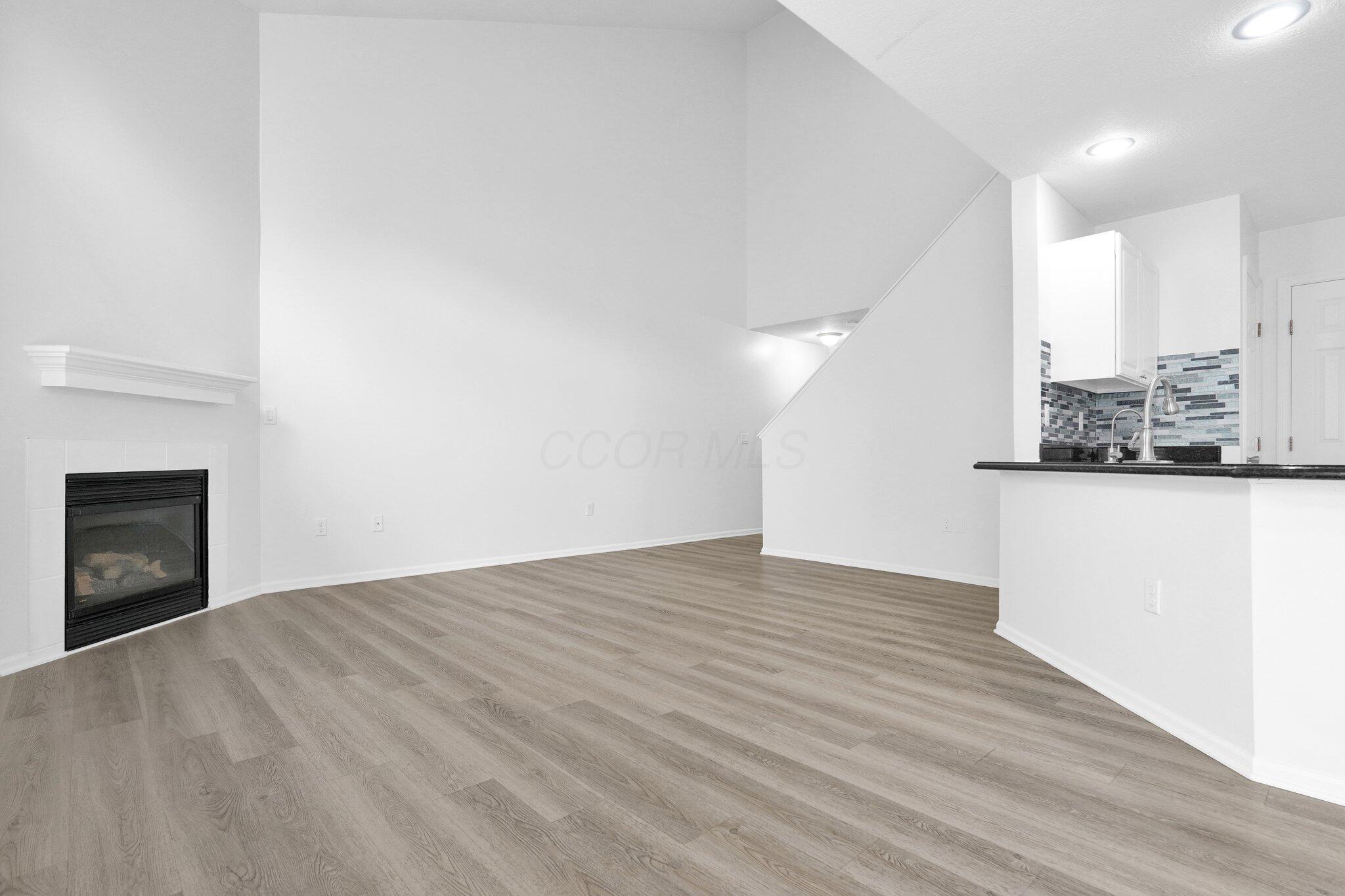 4899 Common Market Place