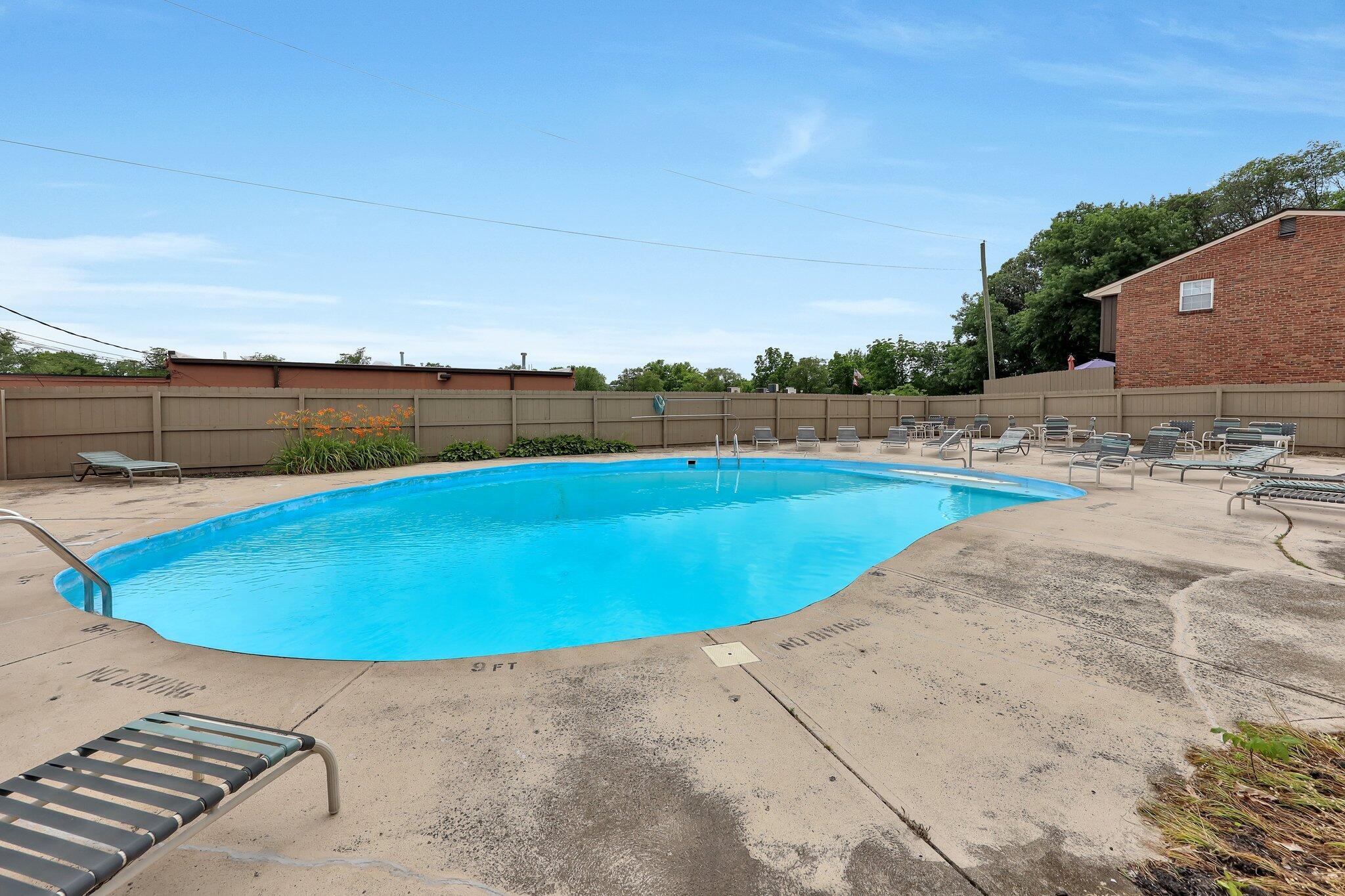 1365 Bluff Avenue, B