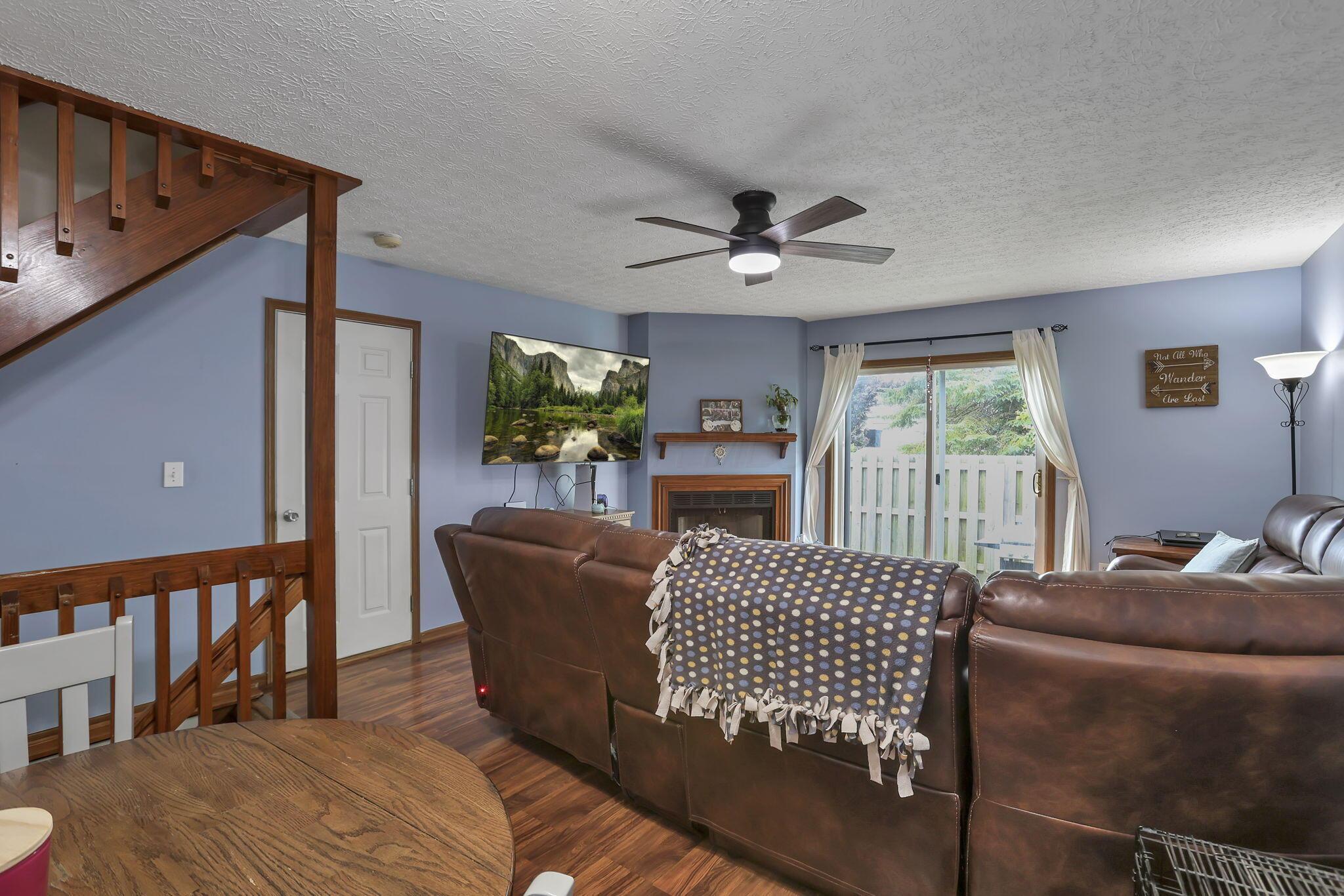 224 Macandrews Way, 60A