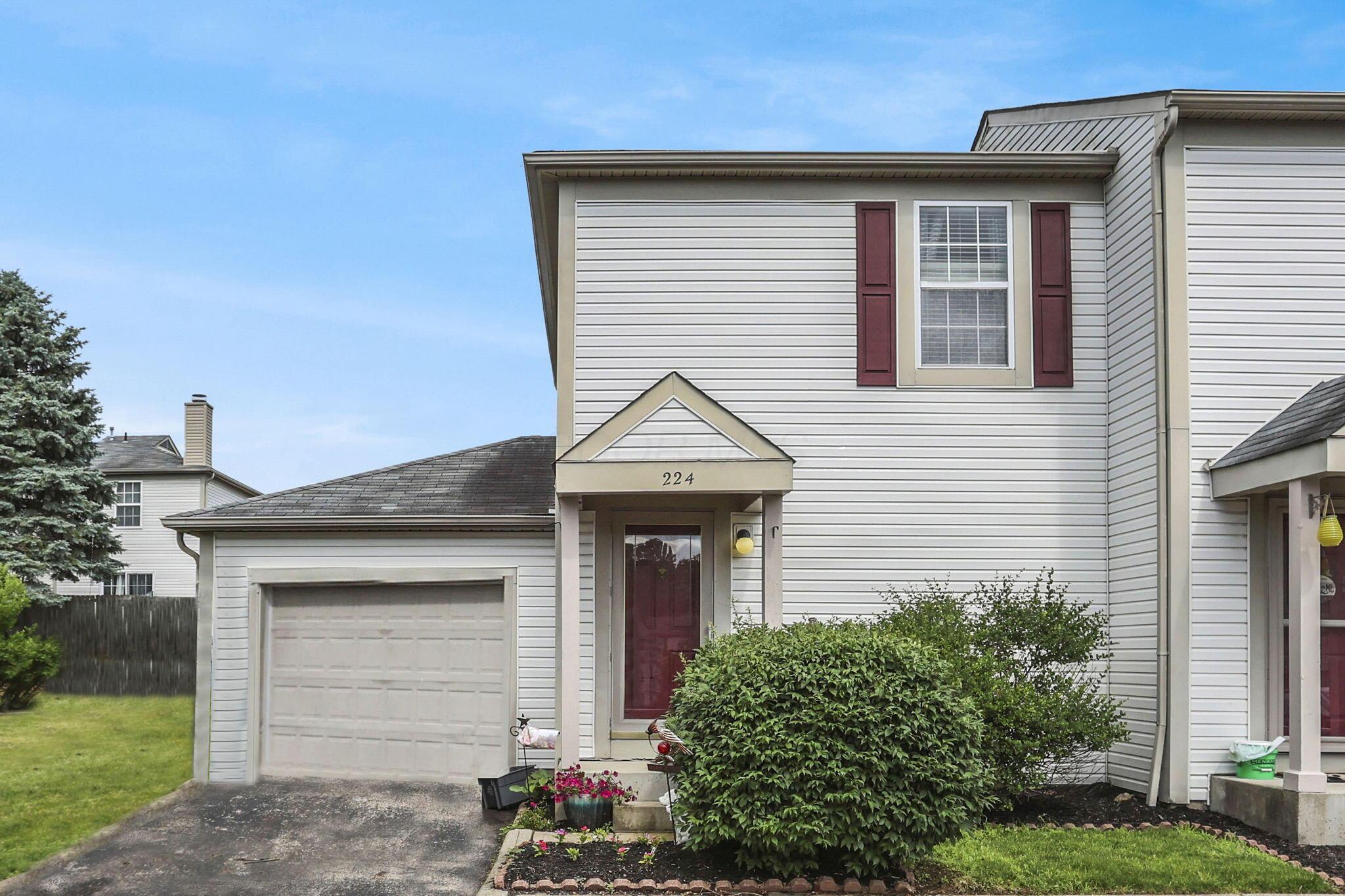 224 Macandrews Way, 60A