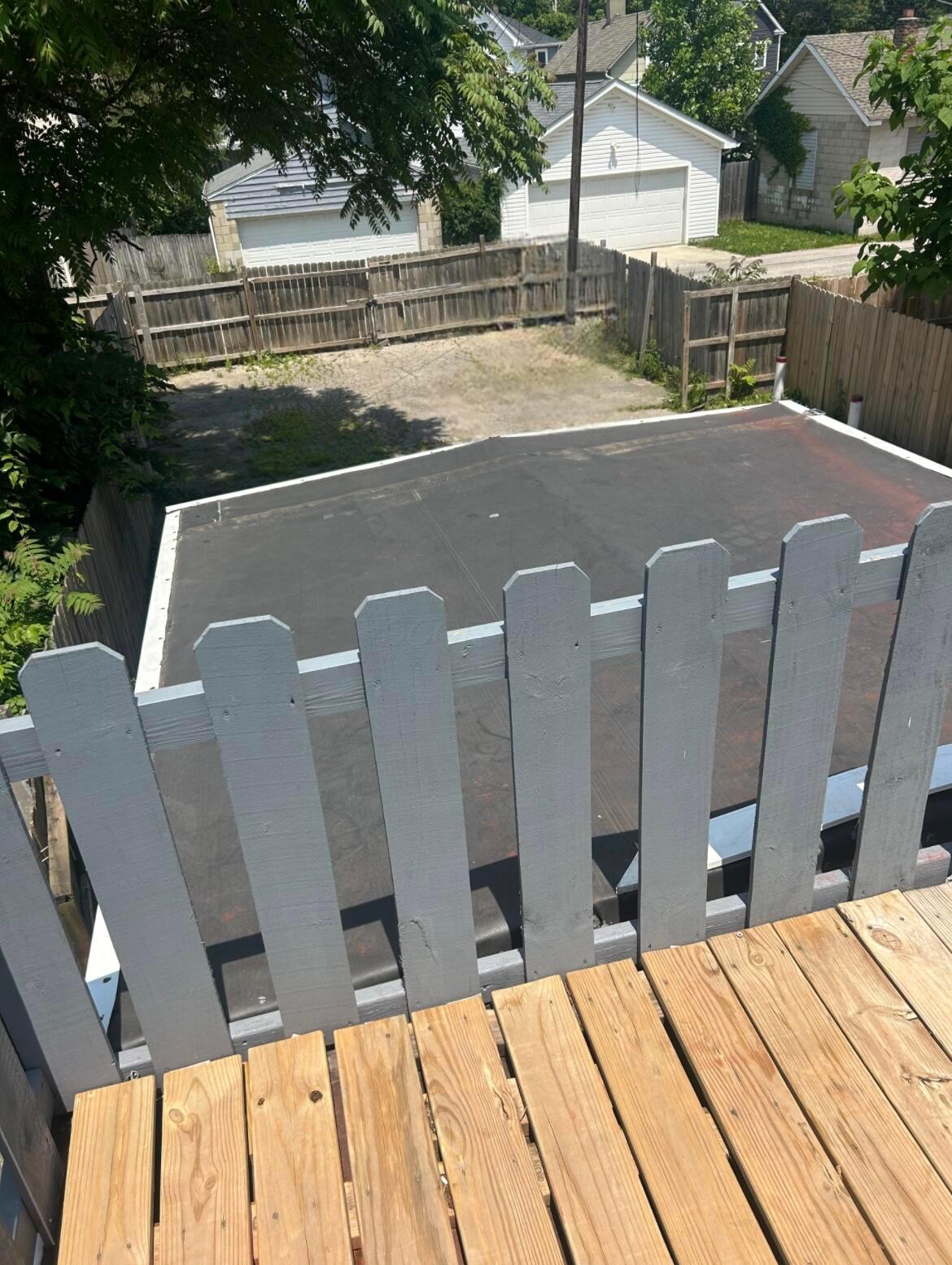 554 E Whittier Street, 554-554 1/2