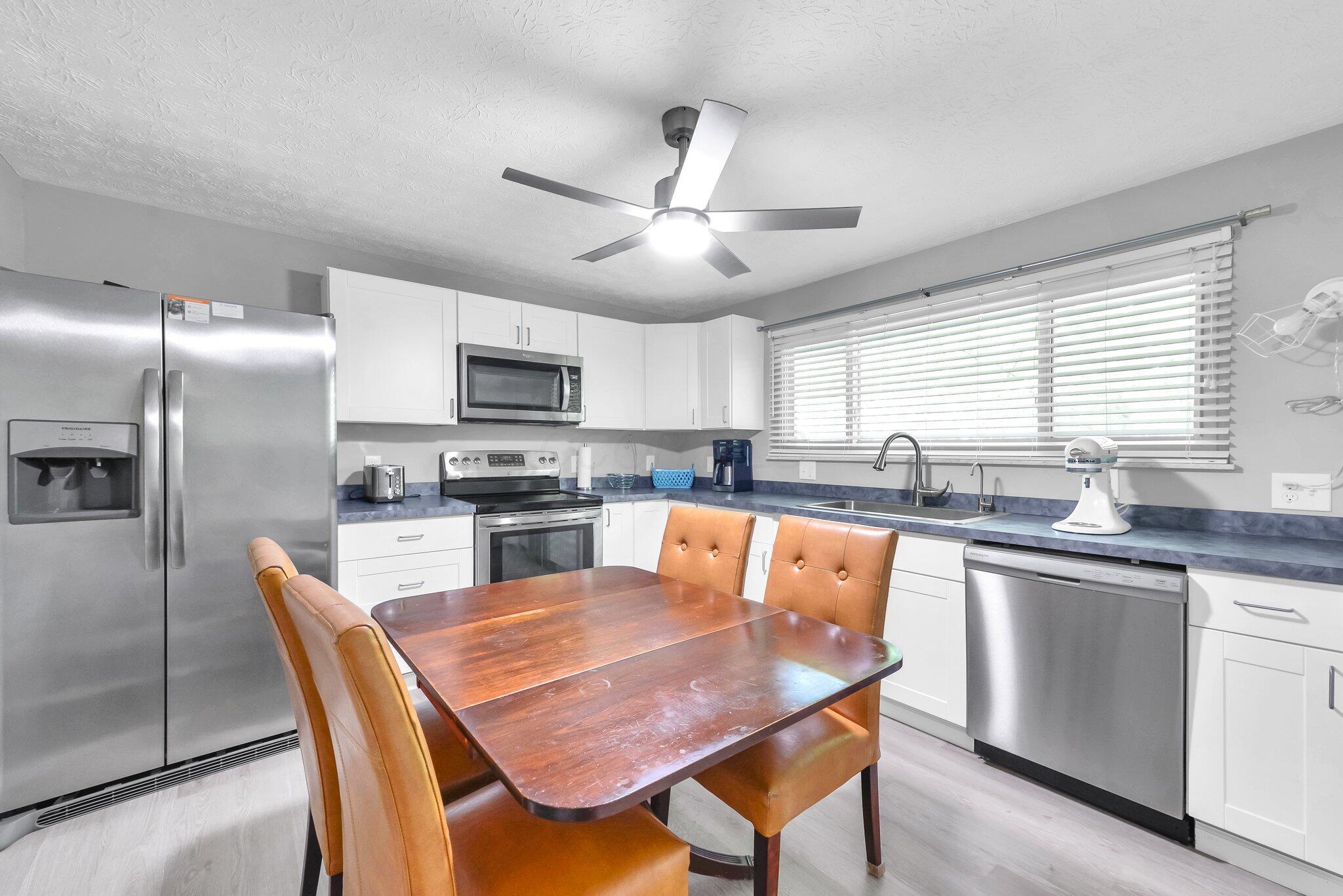 563 Wickham Way