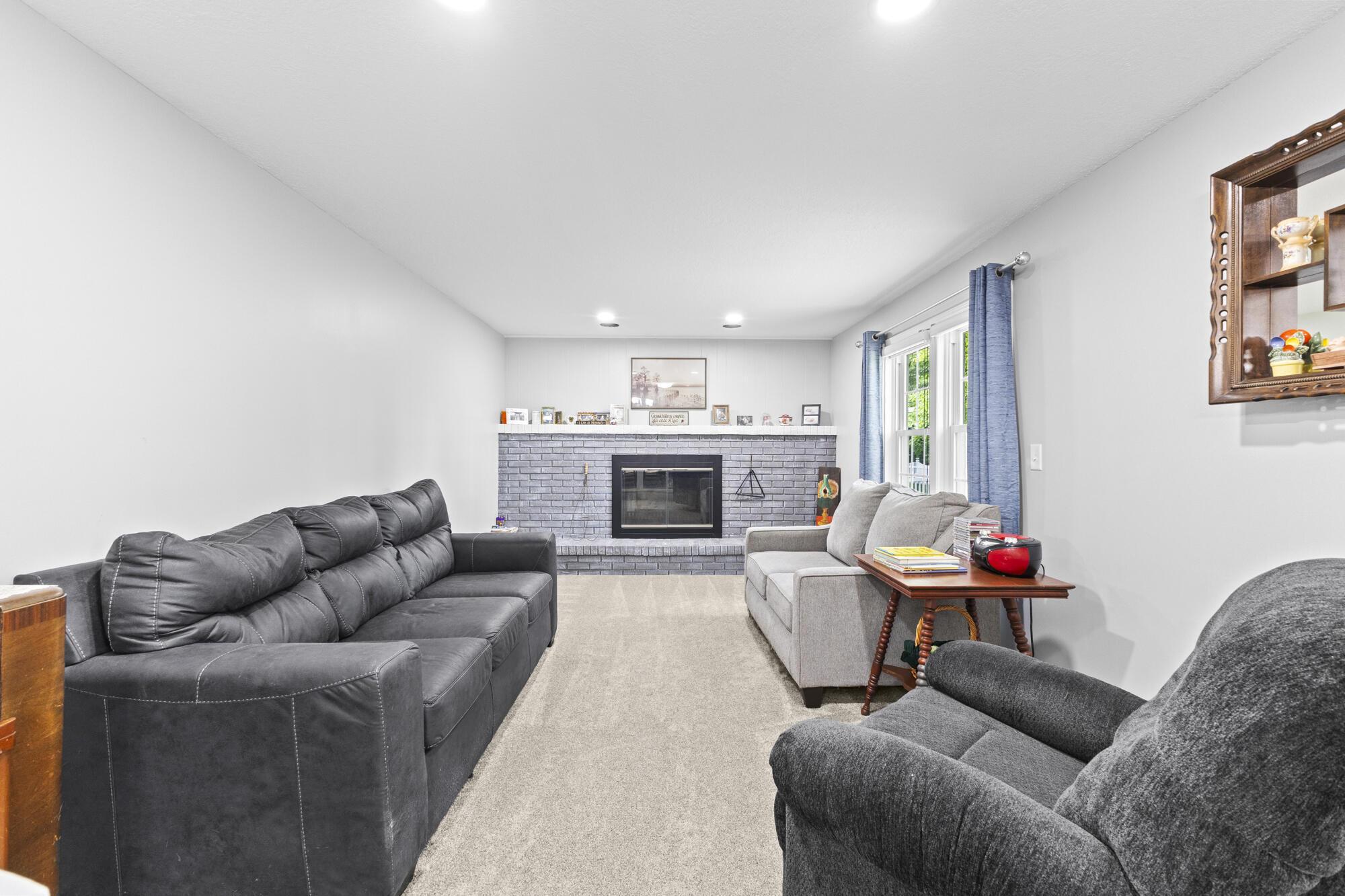 120 Barnsbury Drive