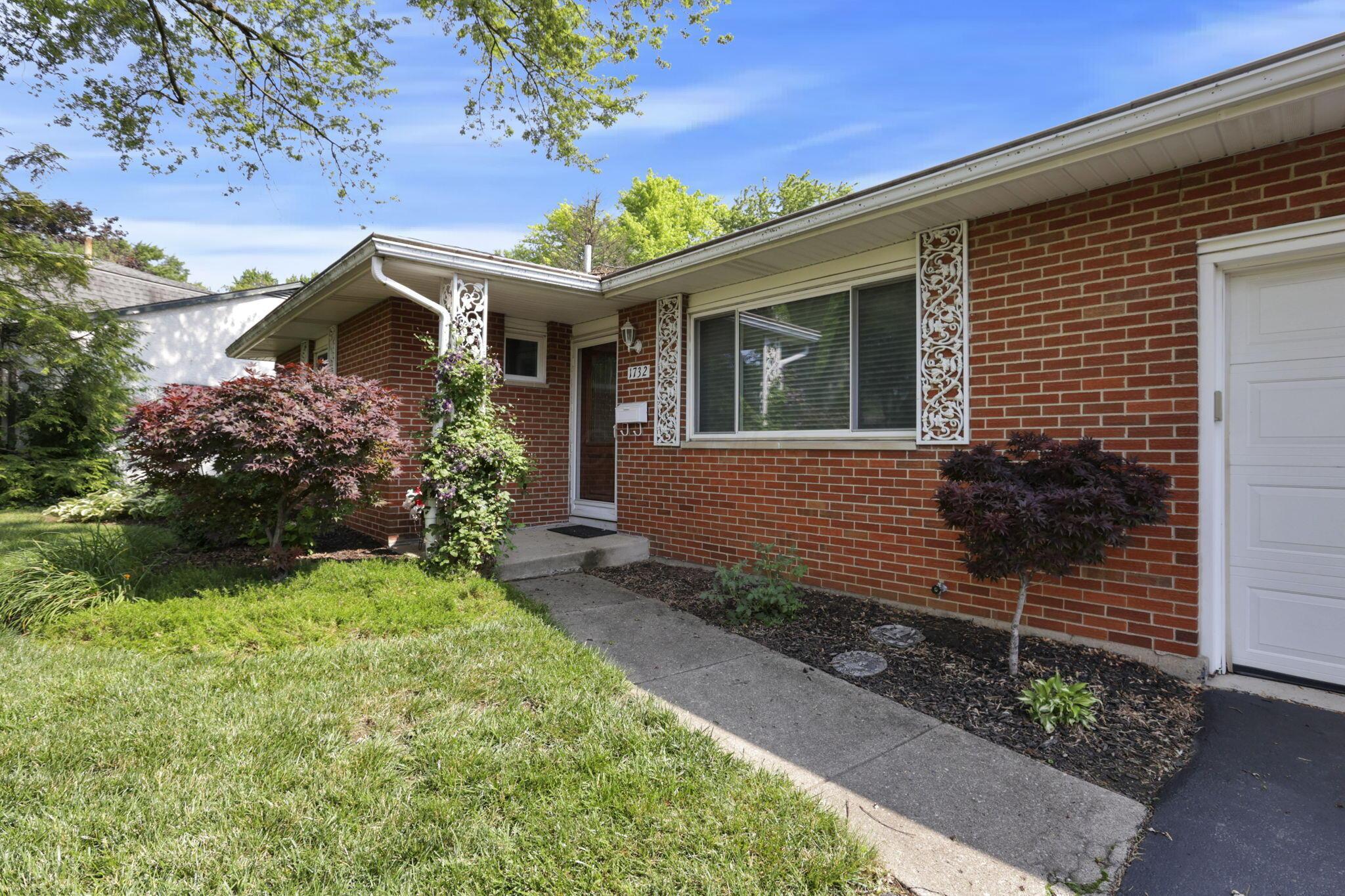 1732 Lynnhurst Road