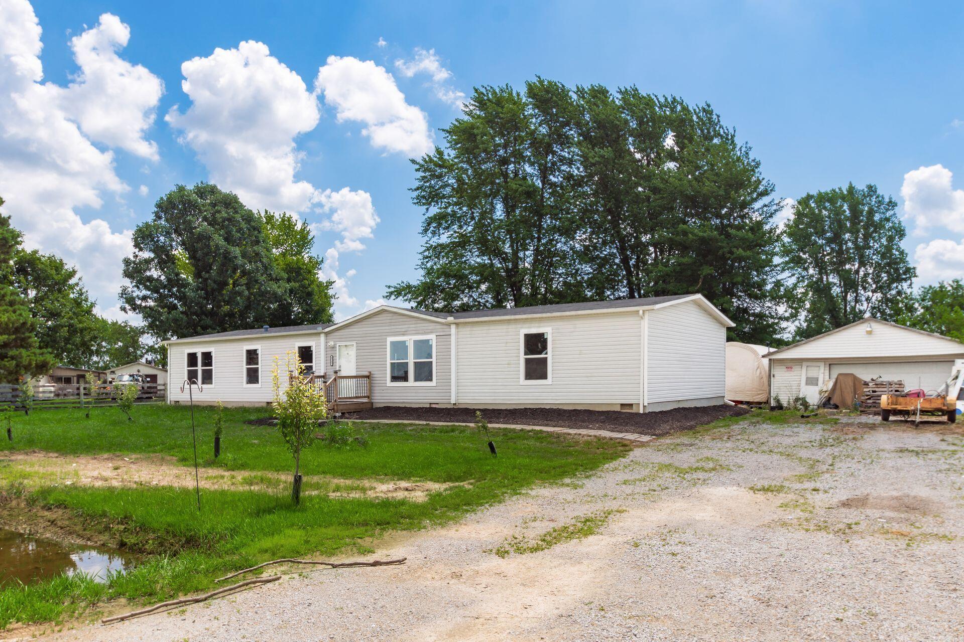 6757 London Road