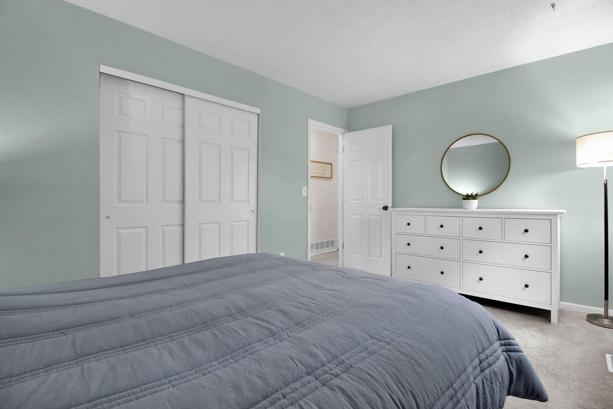 3942 Chickadee Court