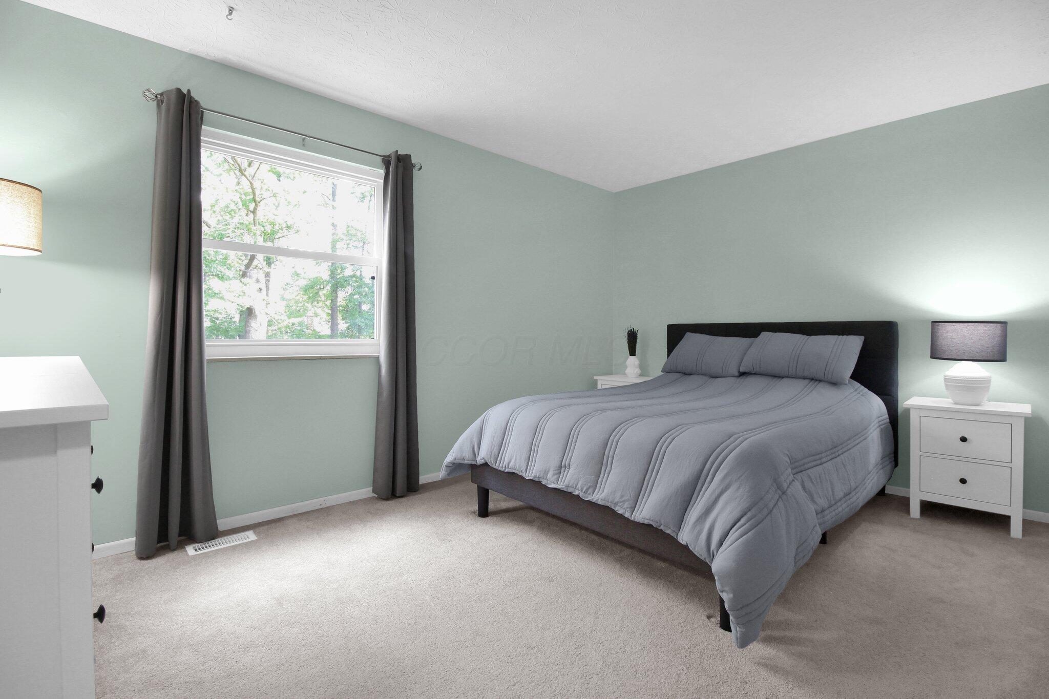 3942 Chickadee Court