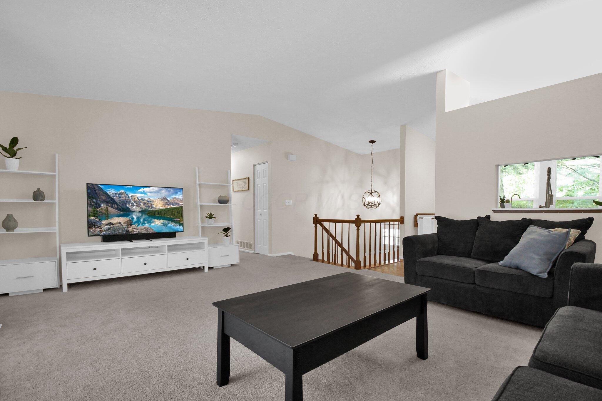 3942 Chickadee Court