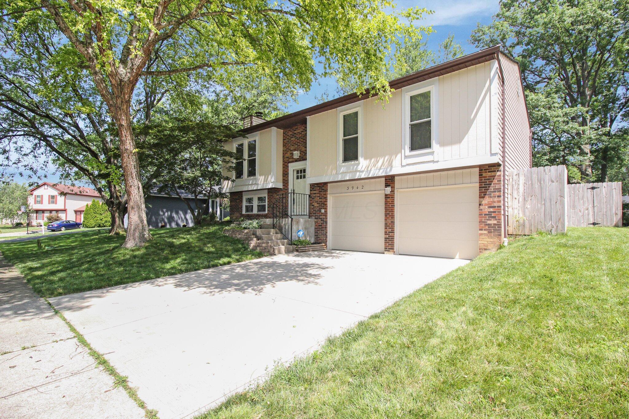 3942 Chickadee Court