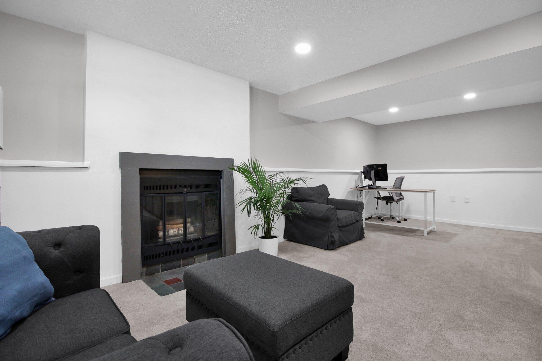 3942 Chickadee Court