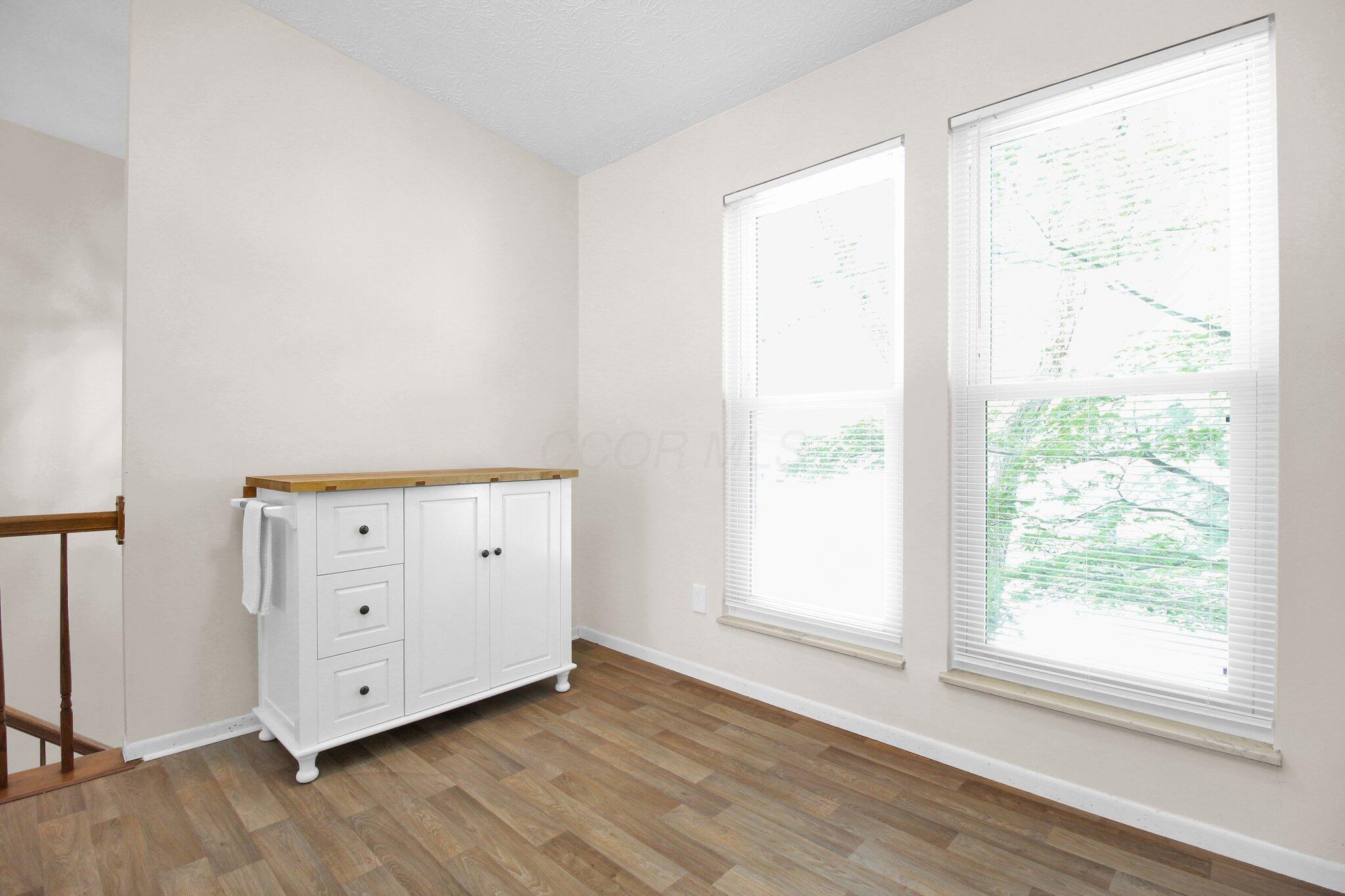 3942 Chickadee Court