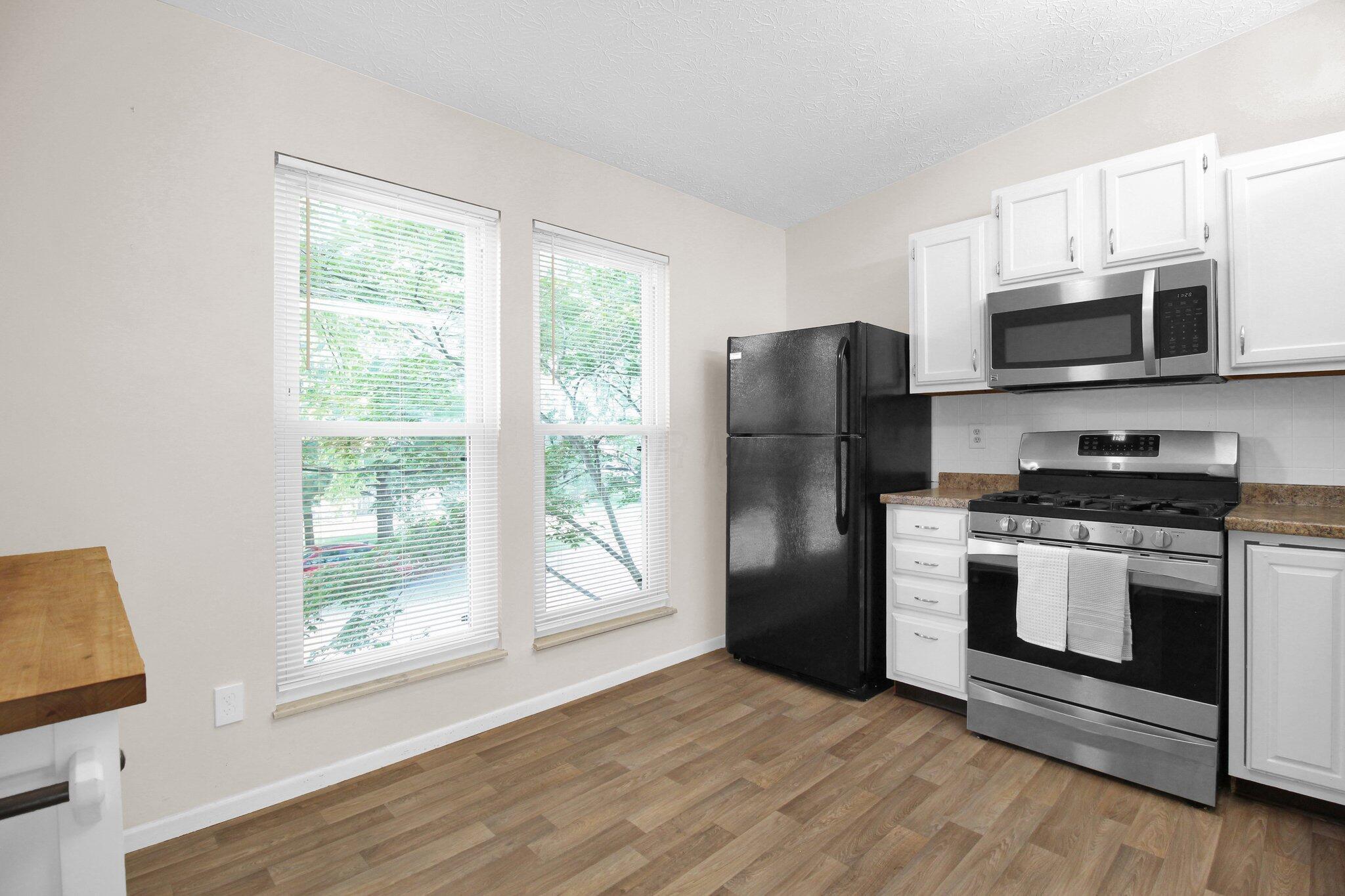 3942 Chickadee Court