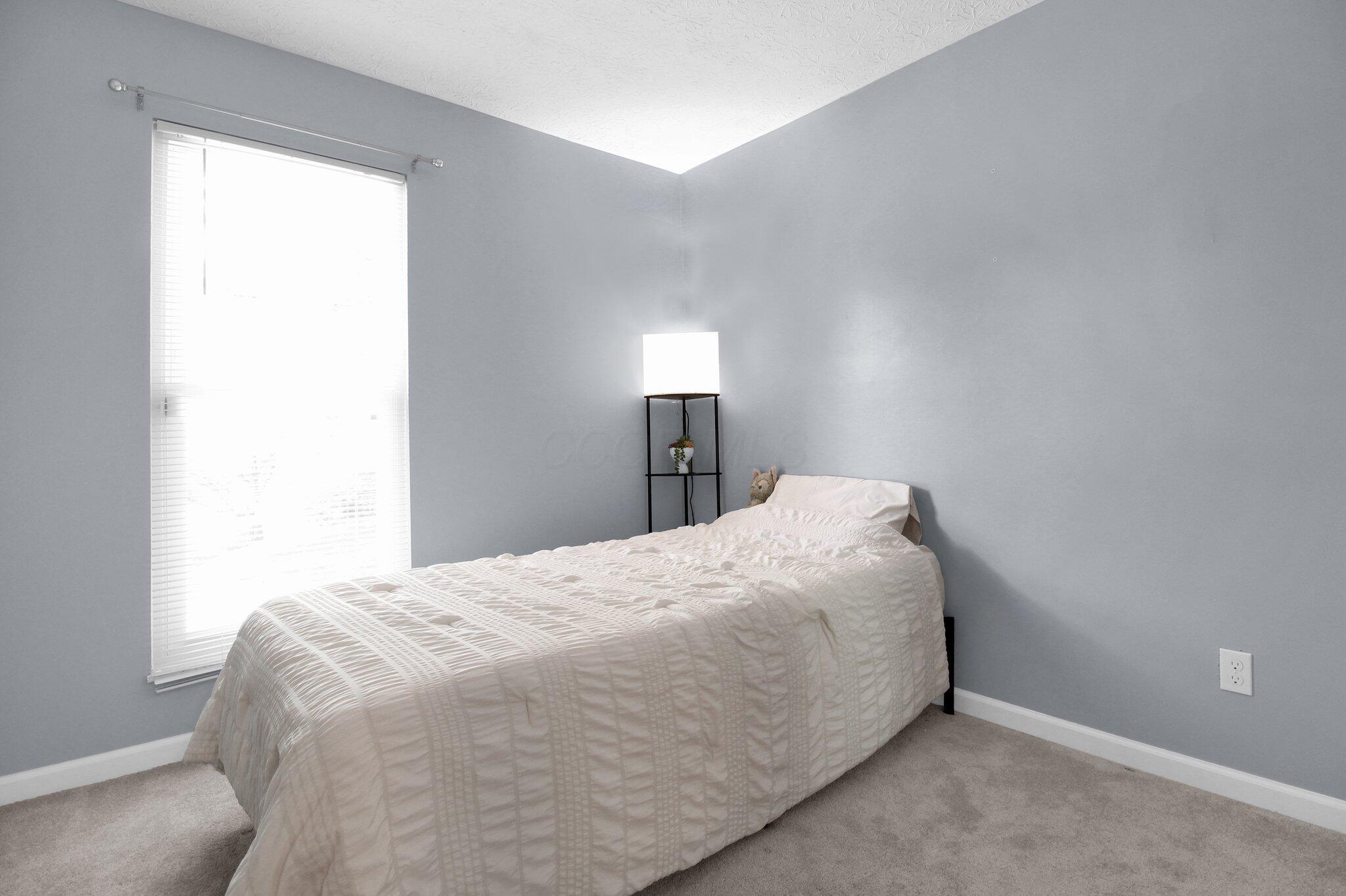 3942 Chickadee Court