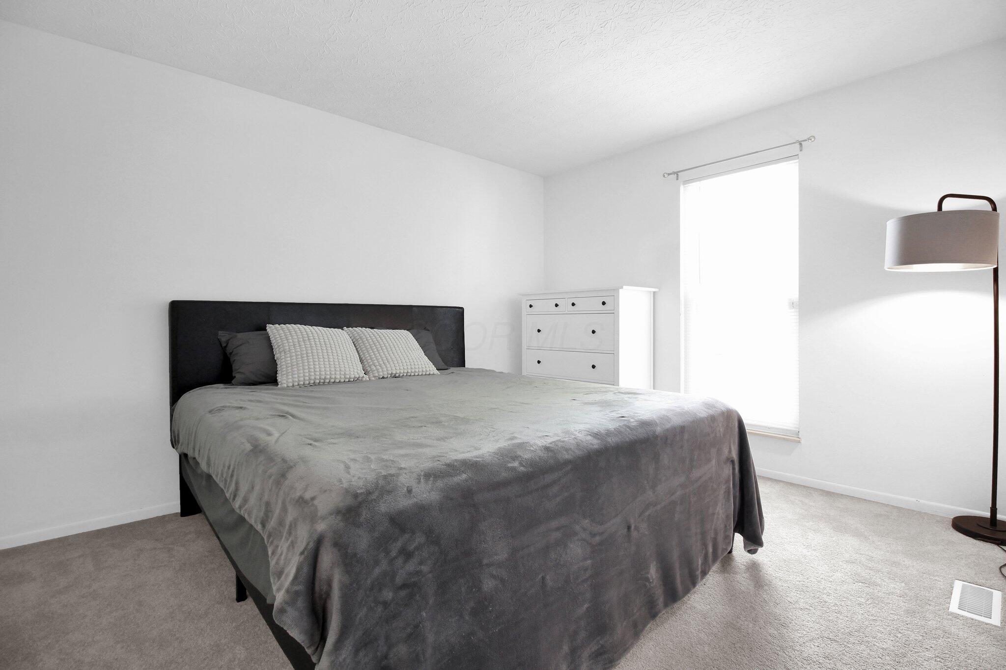 3942 Chickadee Court