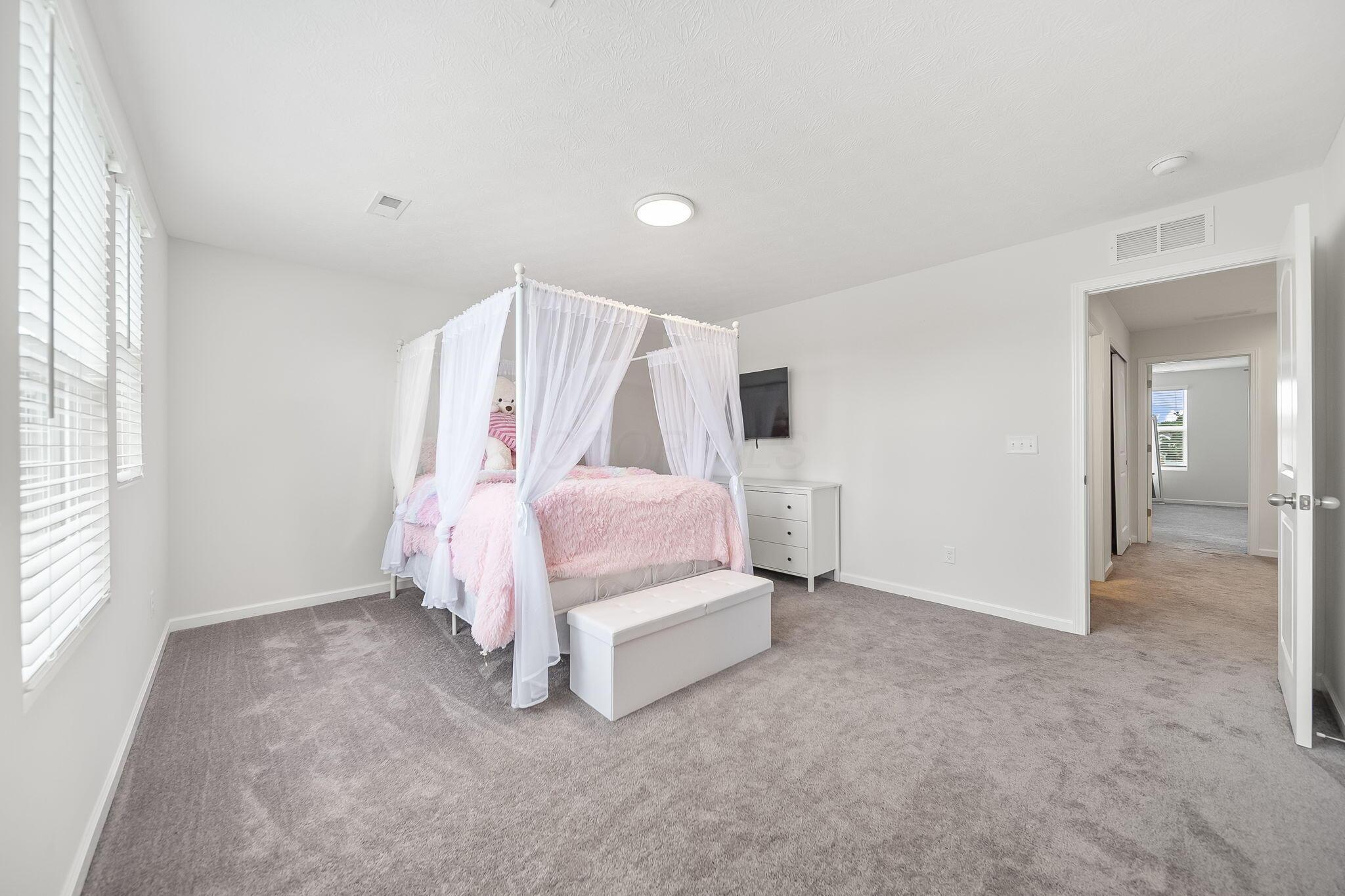 1167 Lake Forest Drive