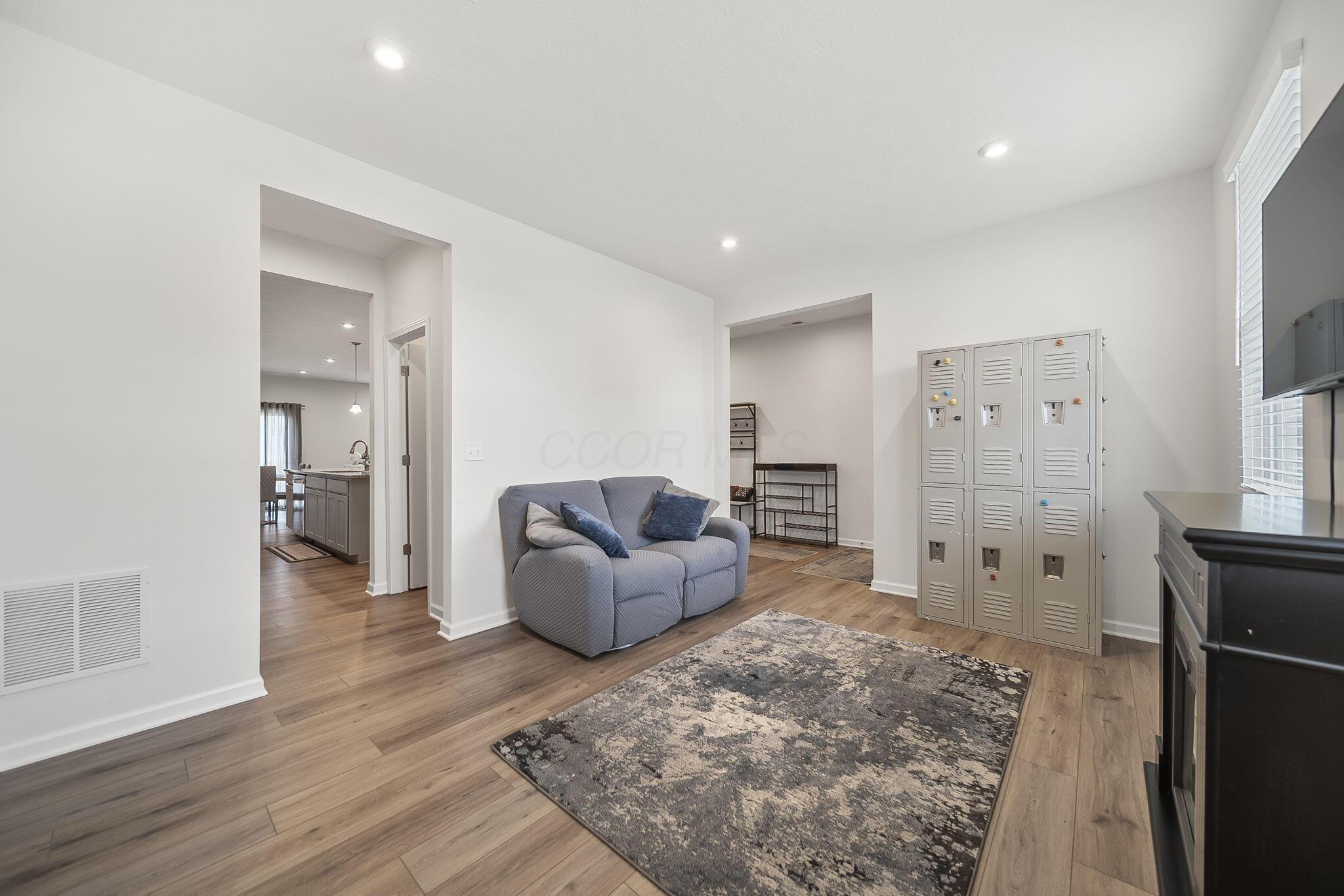 1167 Lake Forest Drive