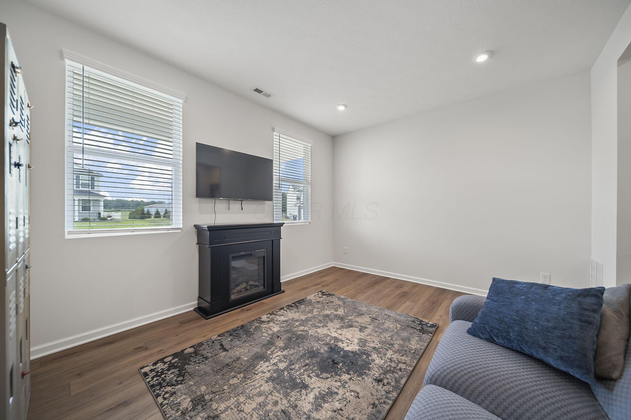 1167 Lake Forest Drive