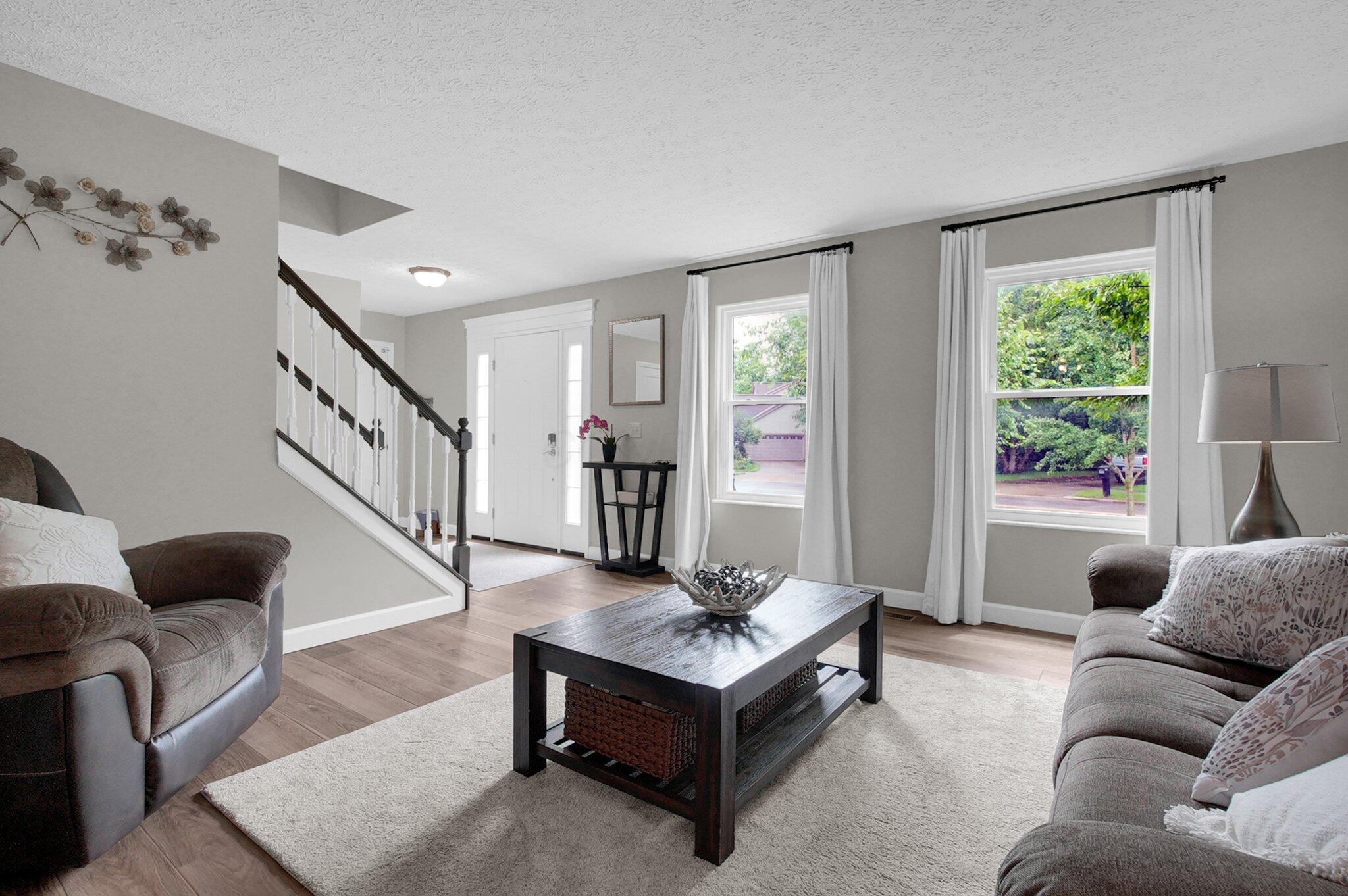 198 W Hull Drive
