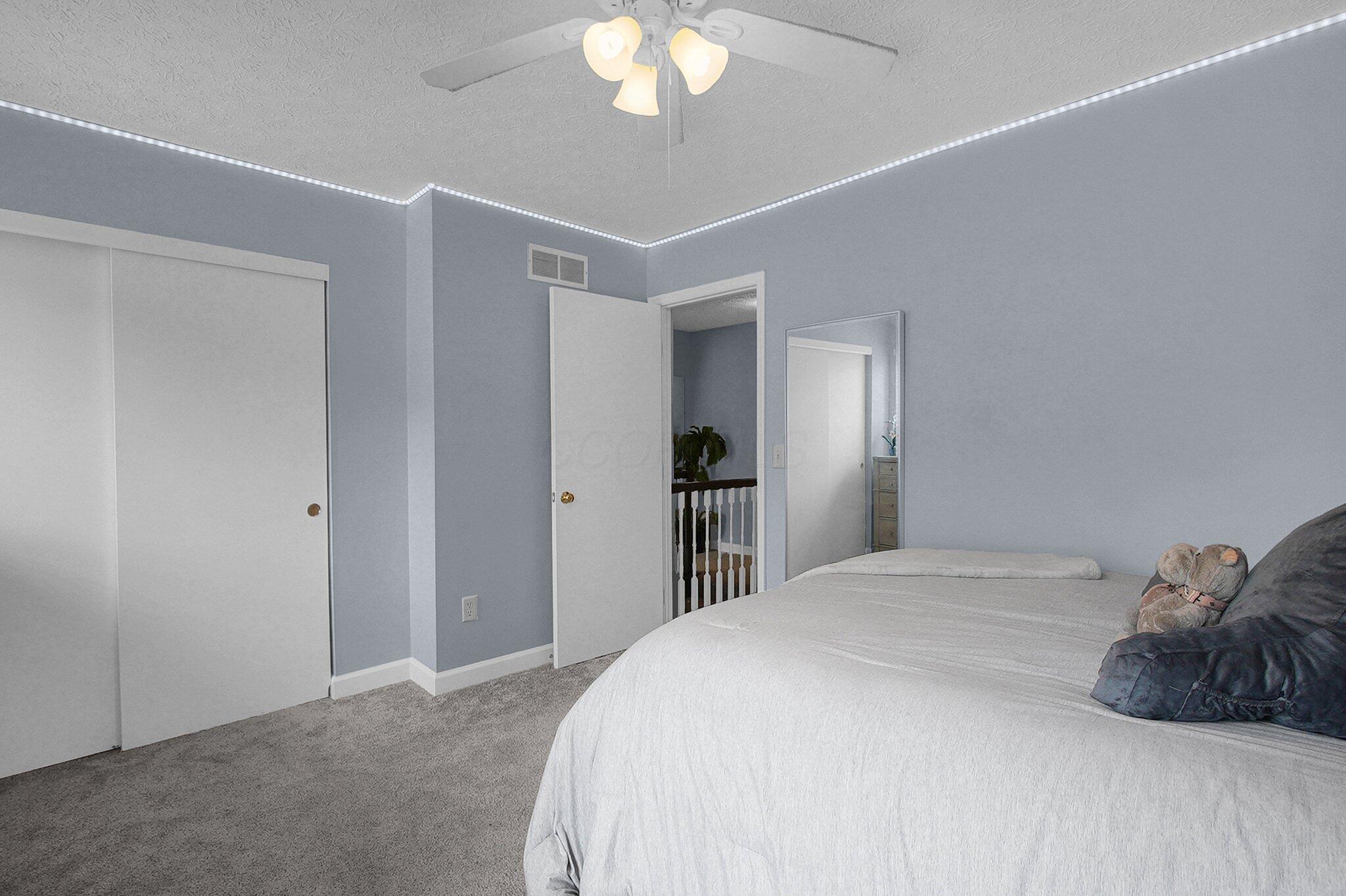 198 W Hull Drive