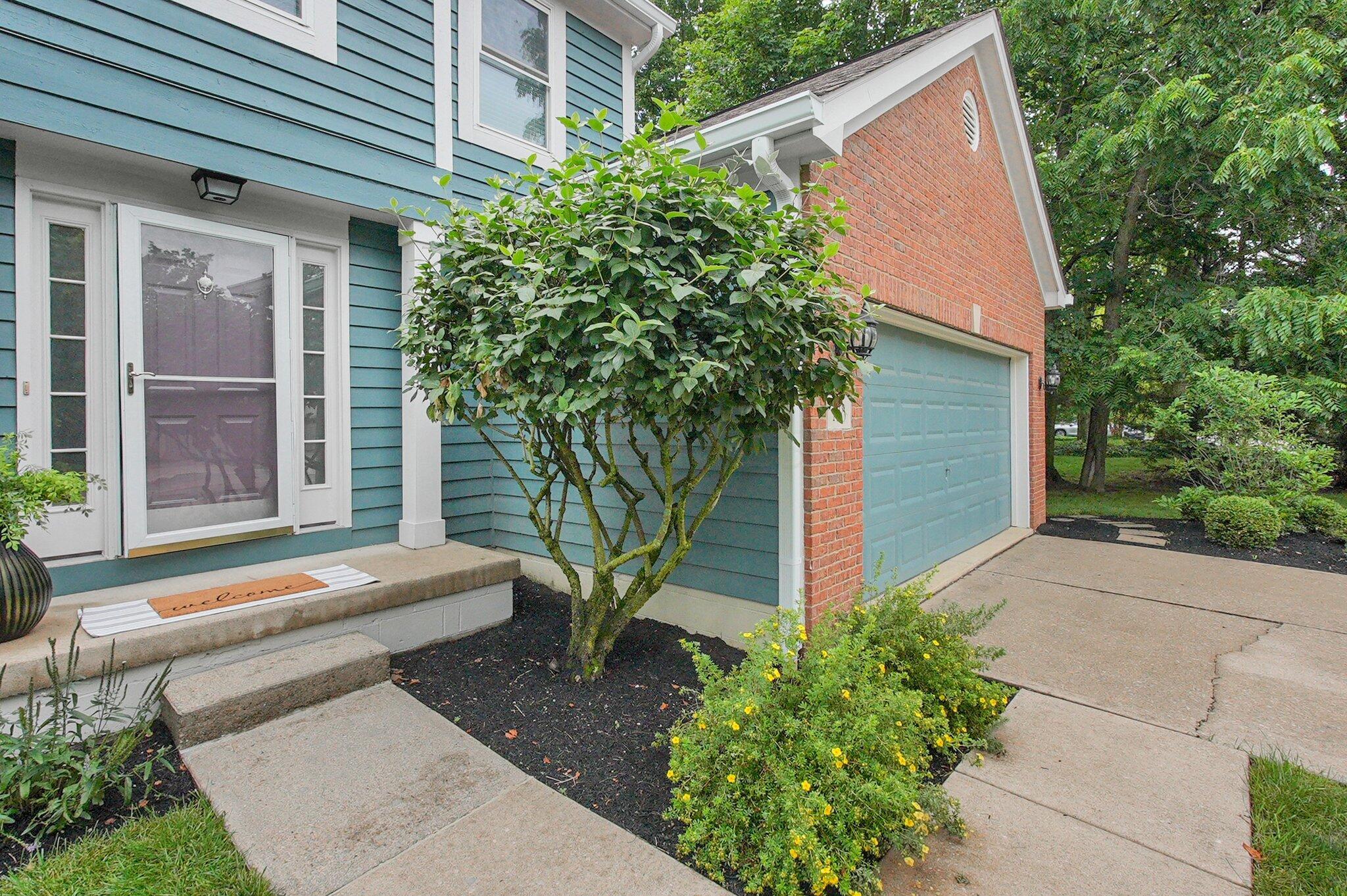 198 W Hull Drive