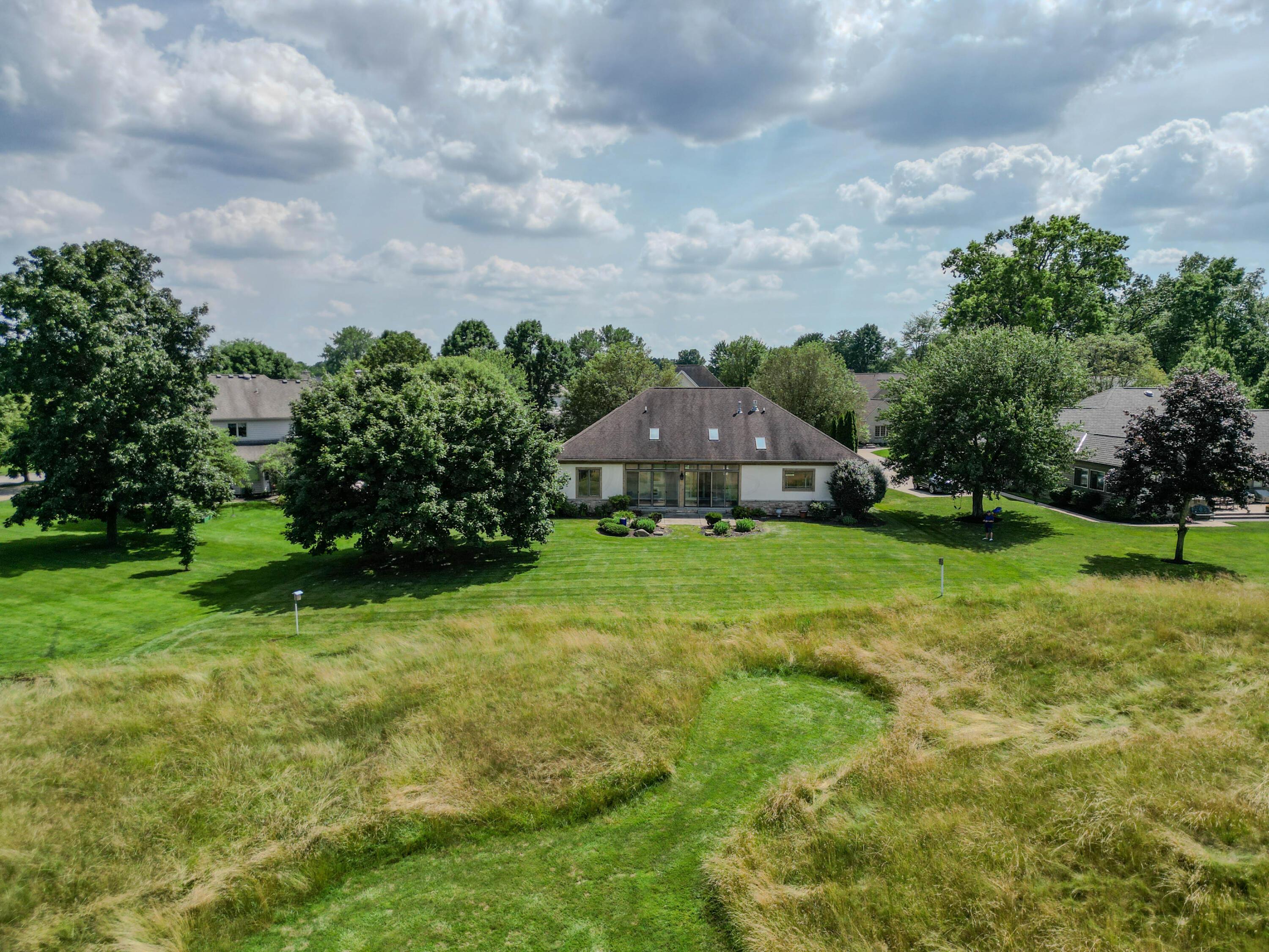 1610 Oxbow Drive