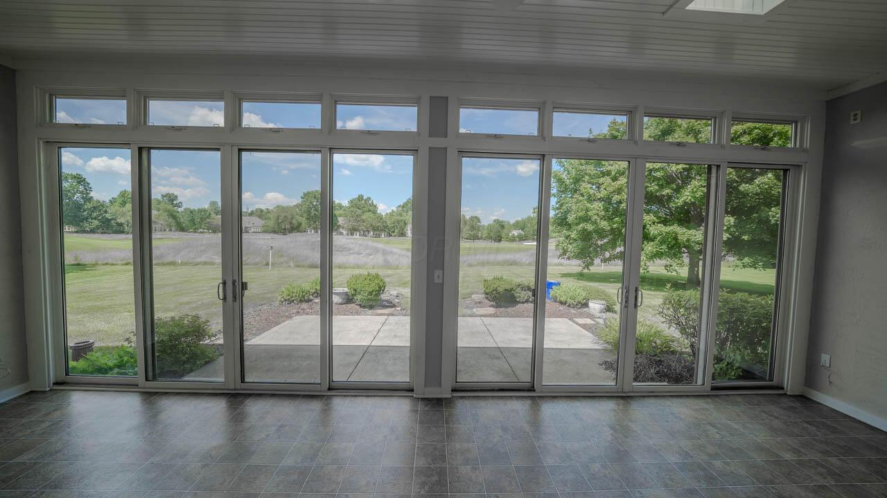 1610 Oxbow Drive