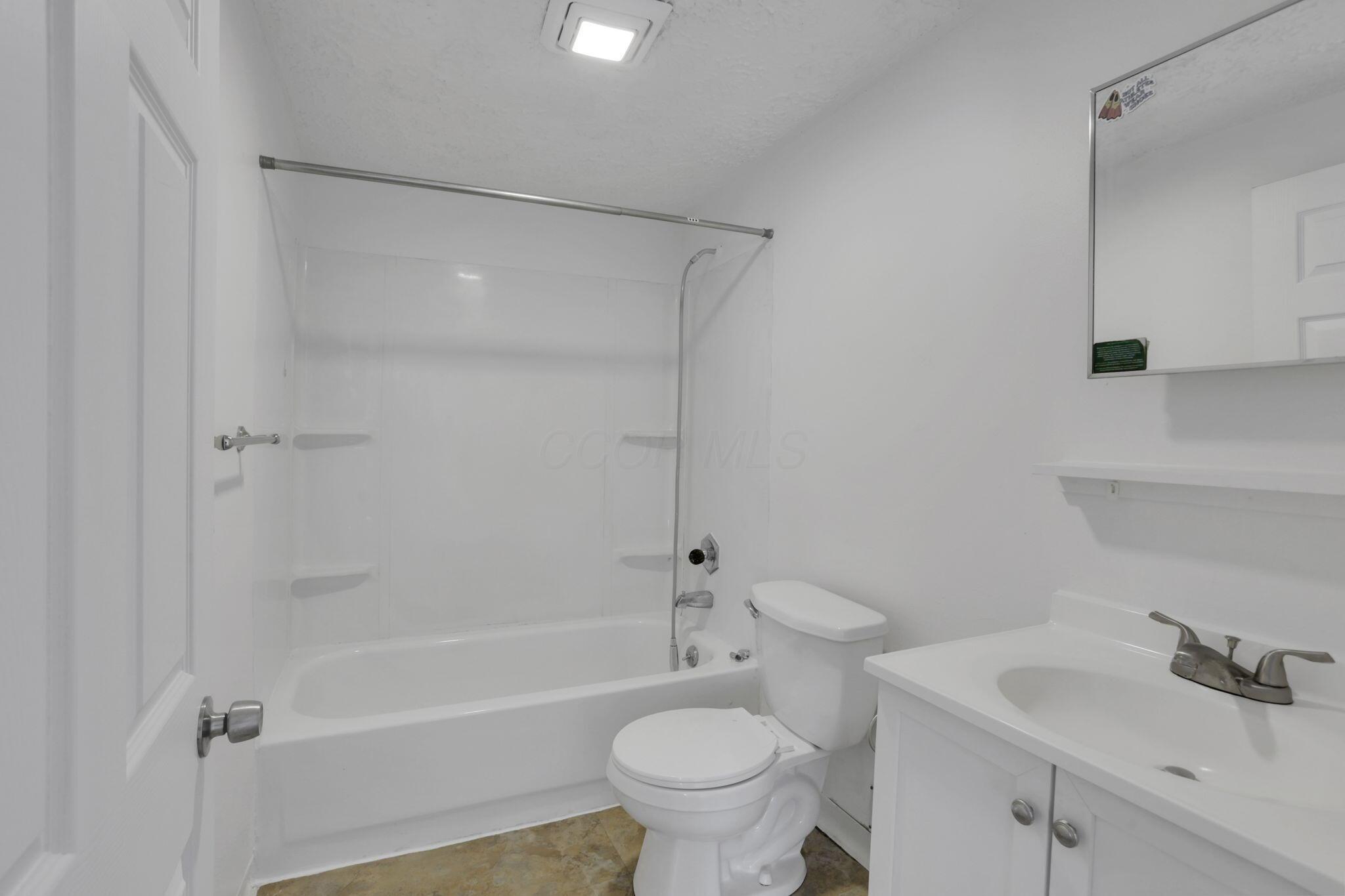 977 Sells Avenue
