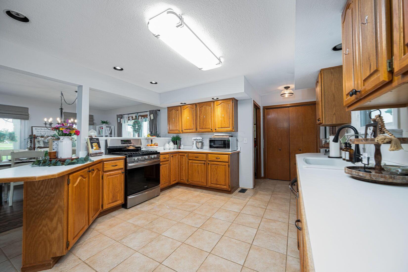 5520 Clover Valley Road