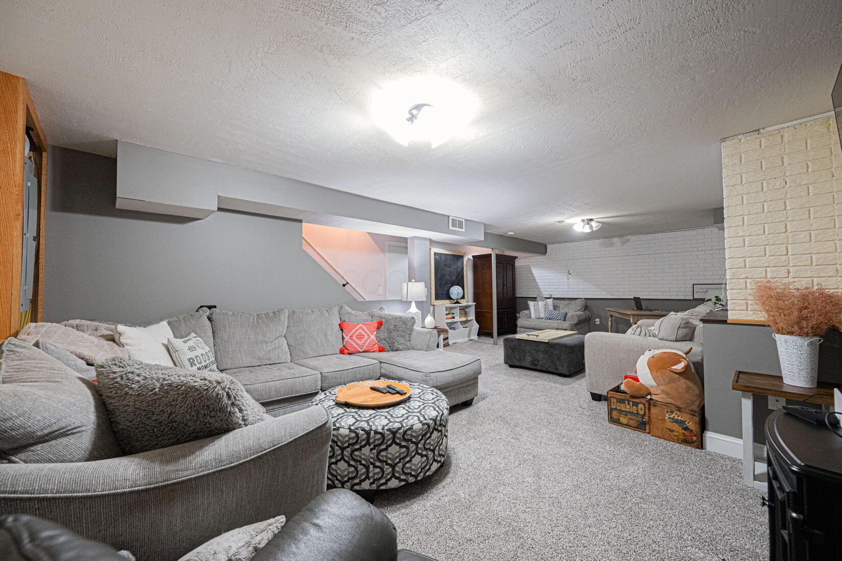 5520 Clover Valley Road