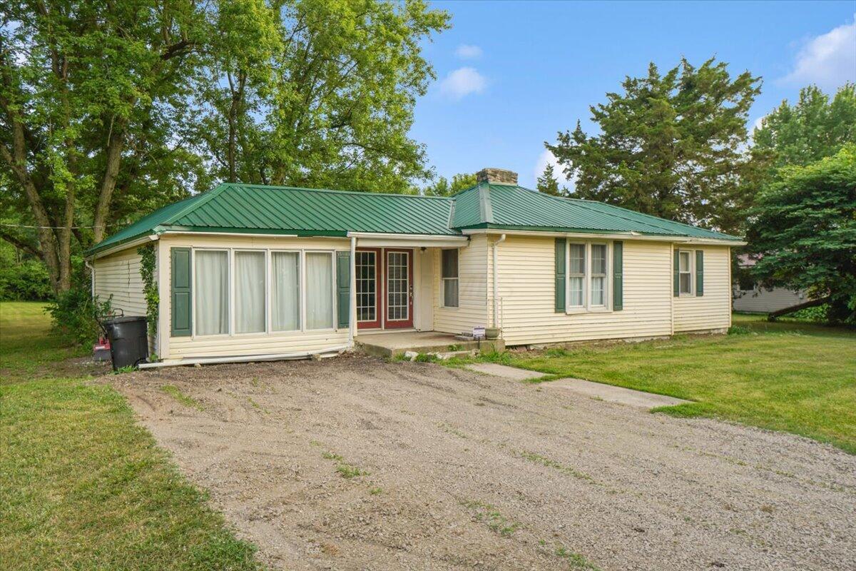 1585 County Road 37