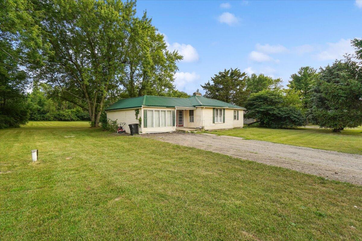 1585 County Road 37