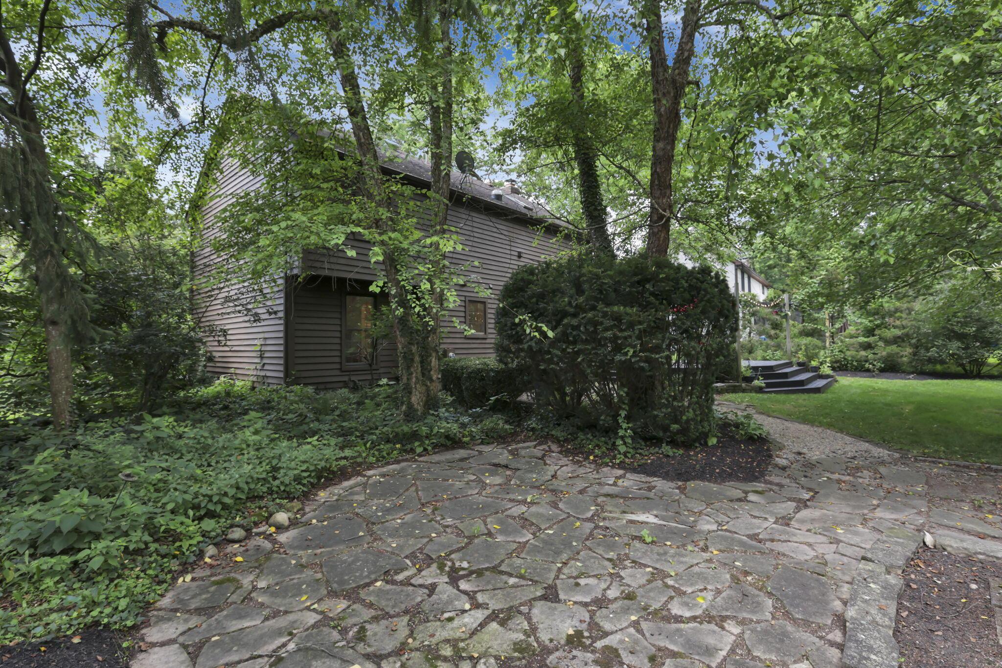 1100 Riva Ridge Boulevard