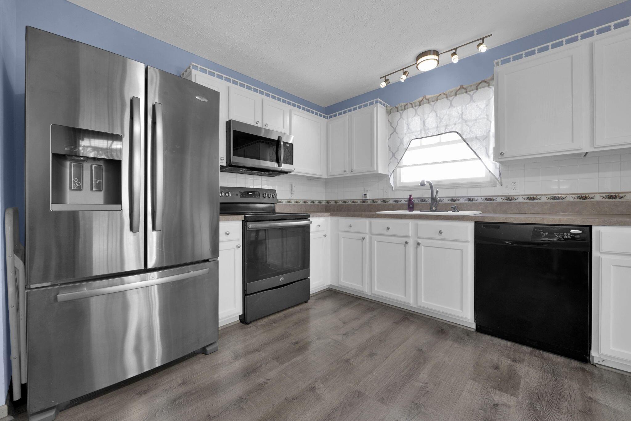 2751 Southfield Village Drive