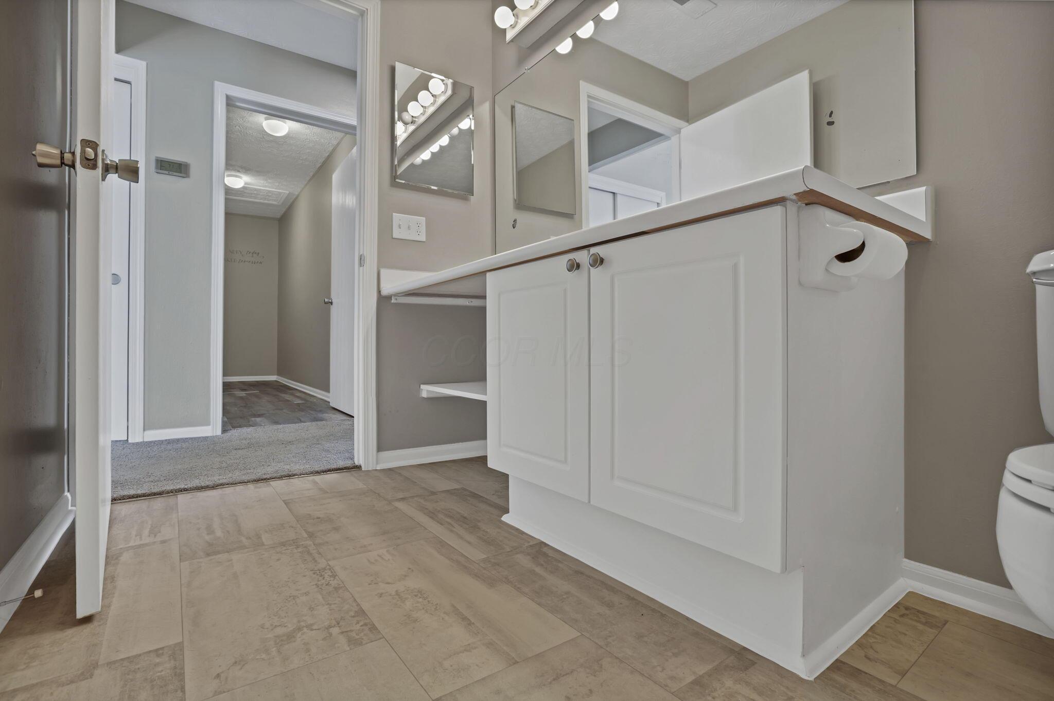 6658 Lagrange Drive, 43E