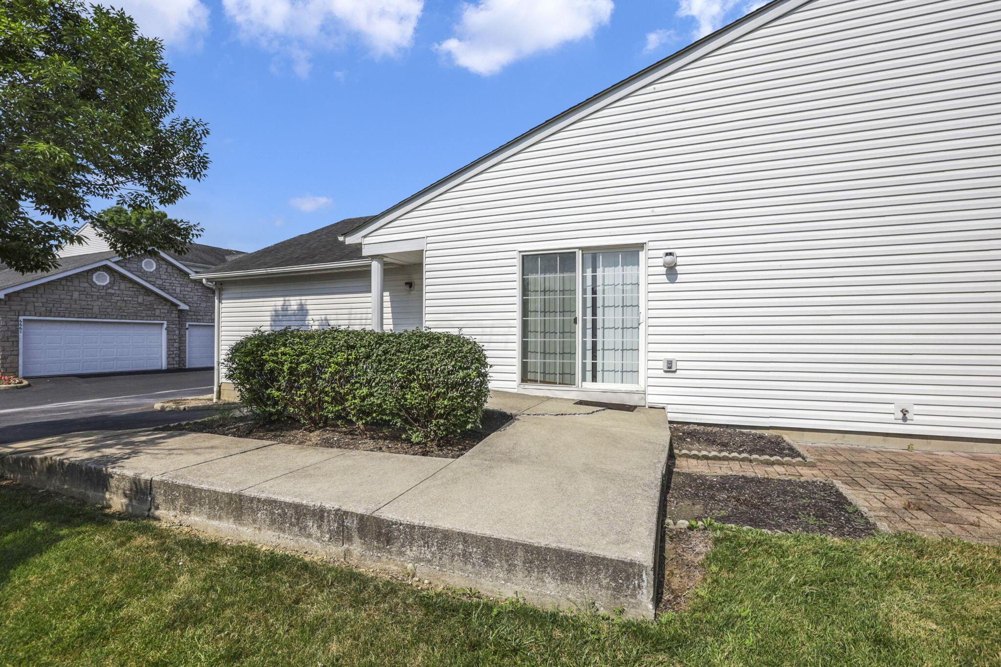 6658 Lagrange Drive, 43E