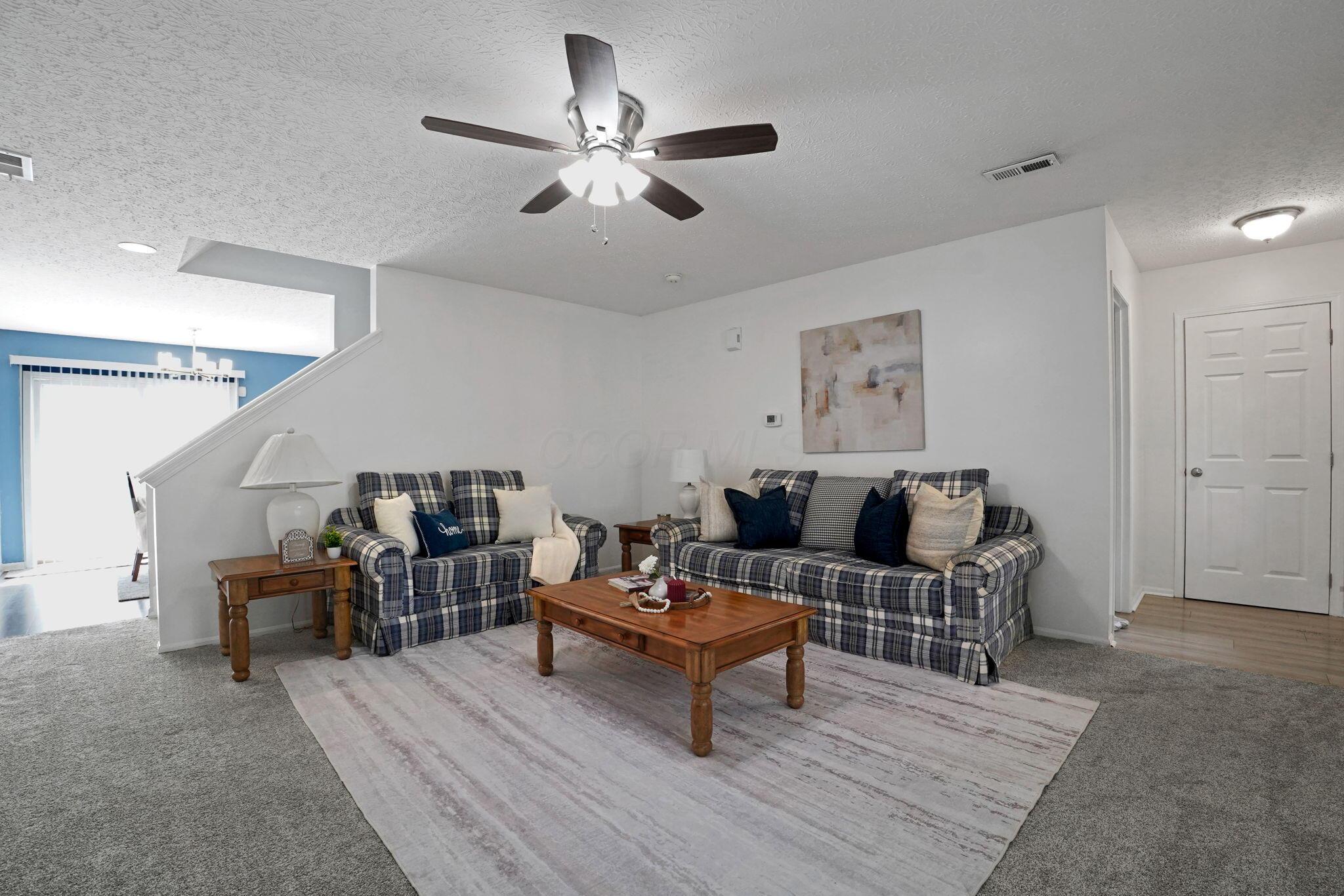 1386 Chickweed Street, 244