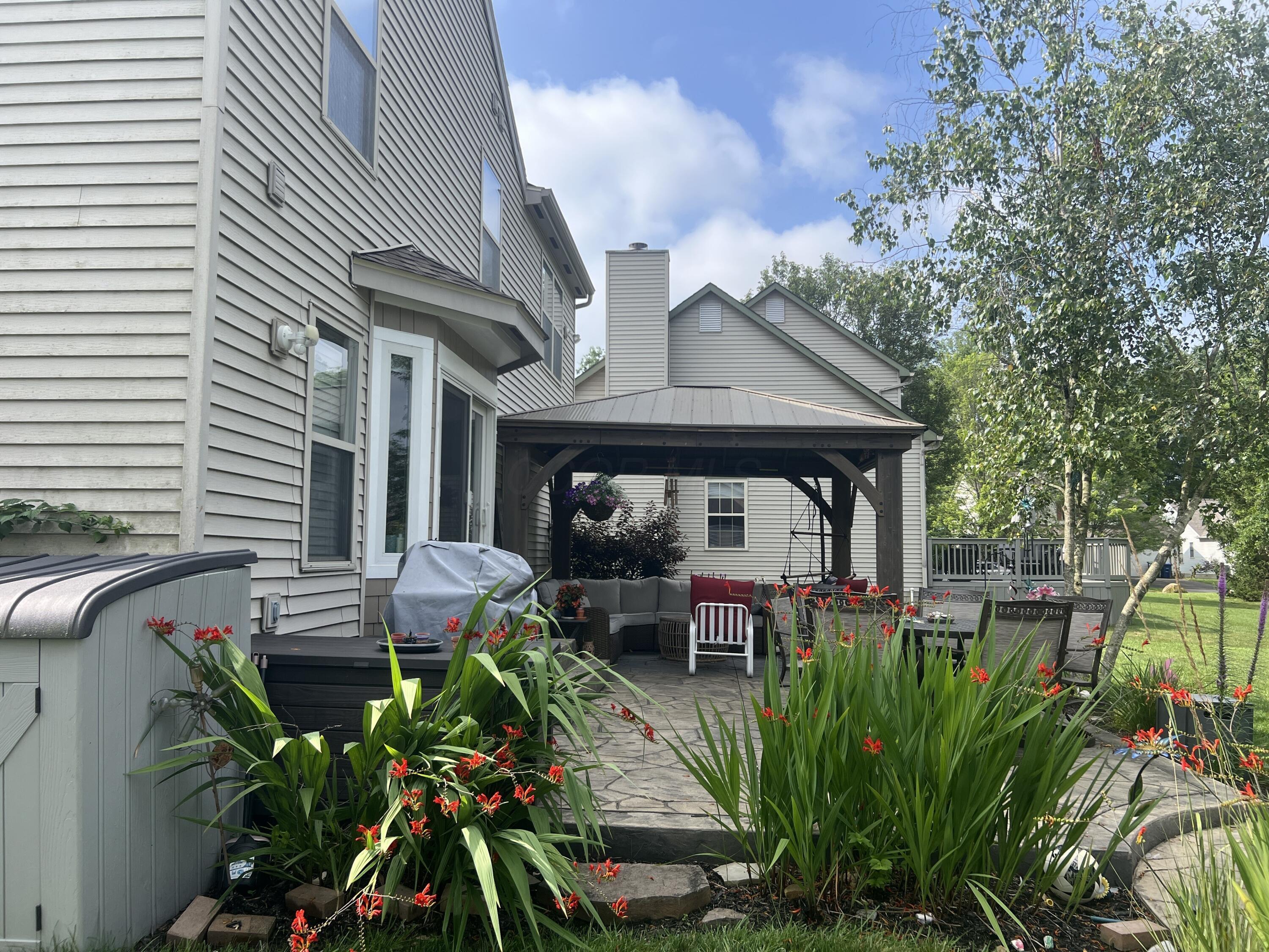 5415 Bullfinch Drive