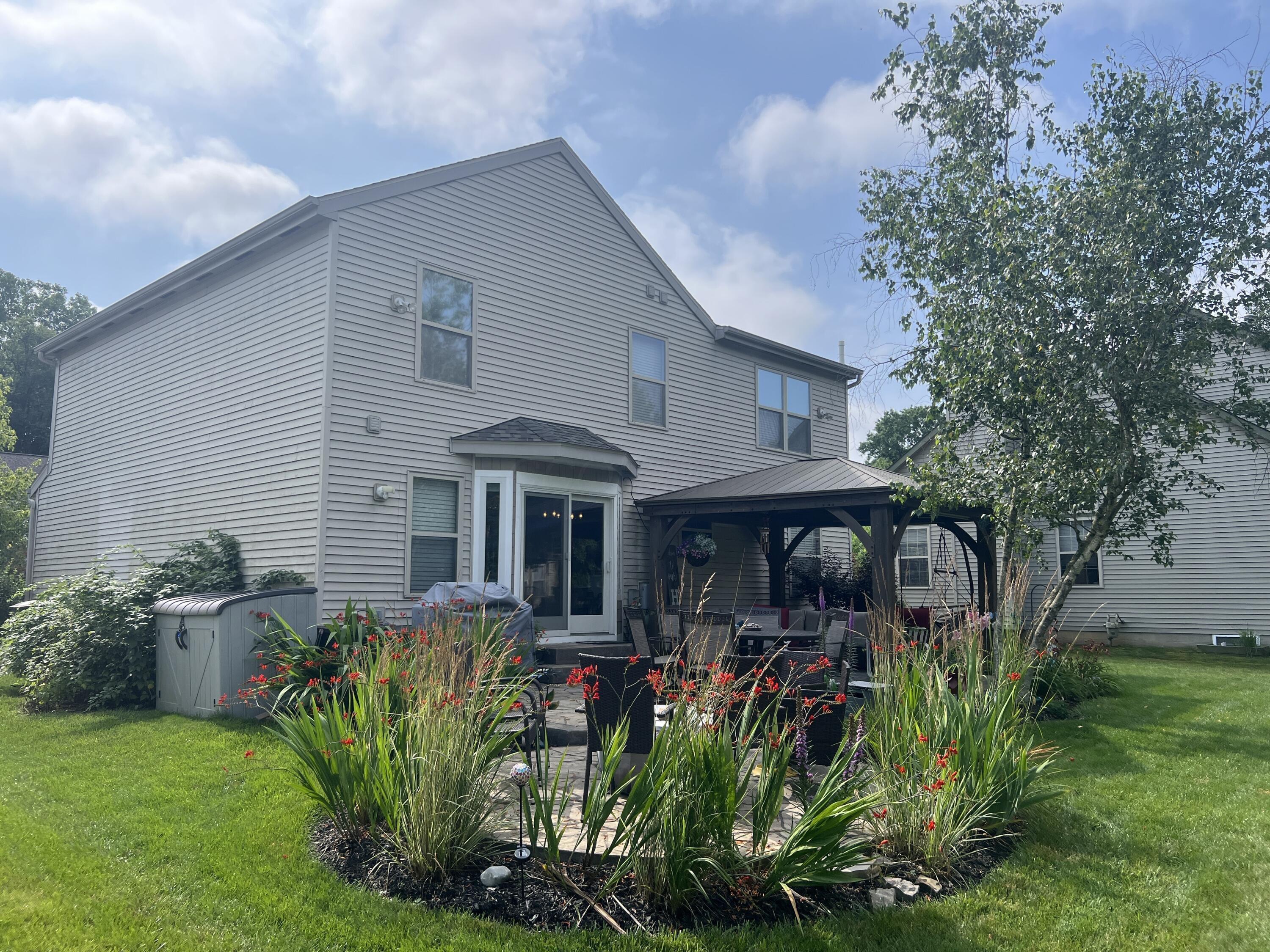 5415 Bullfinch Drive