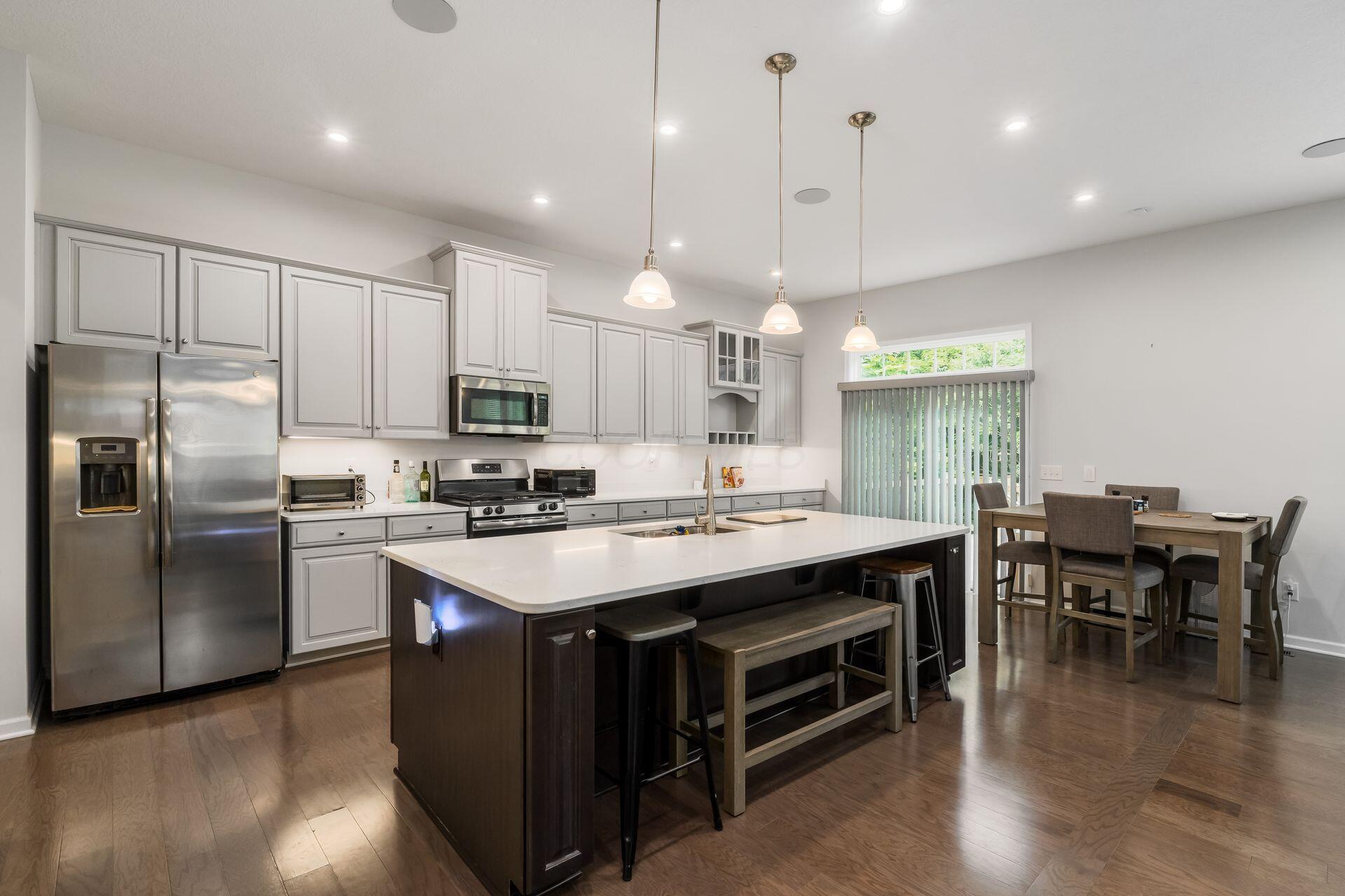 1878 Timber View Court