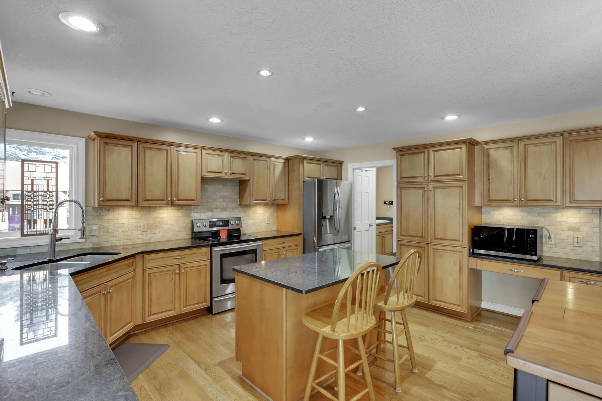 886 Howell Drive