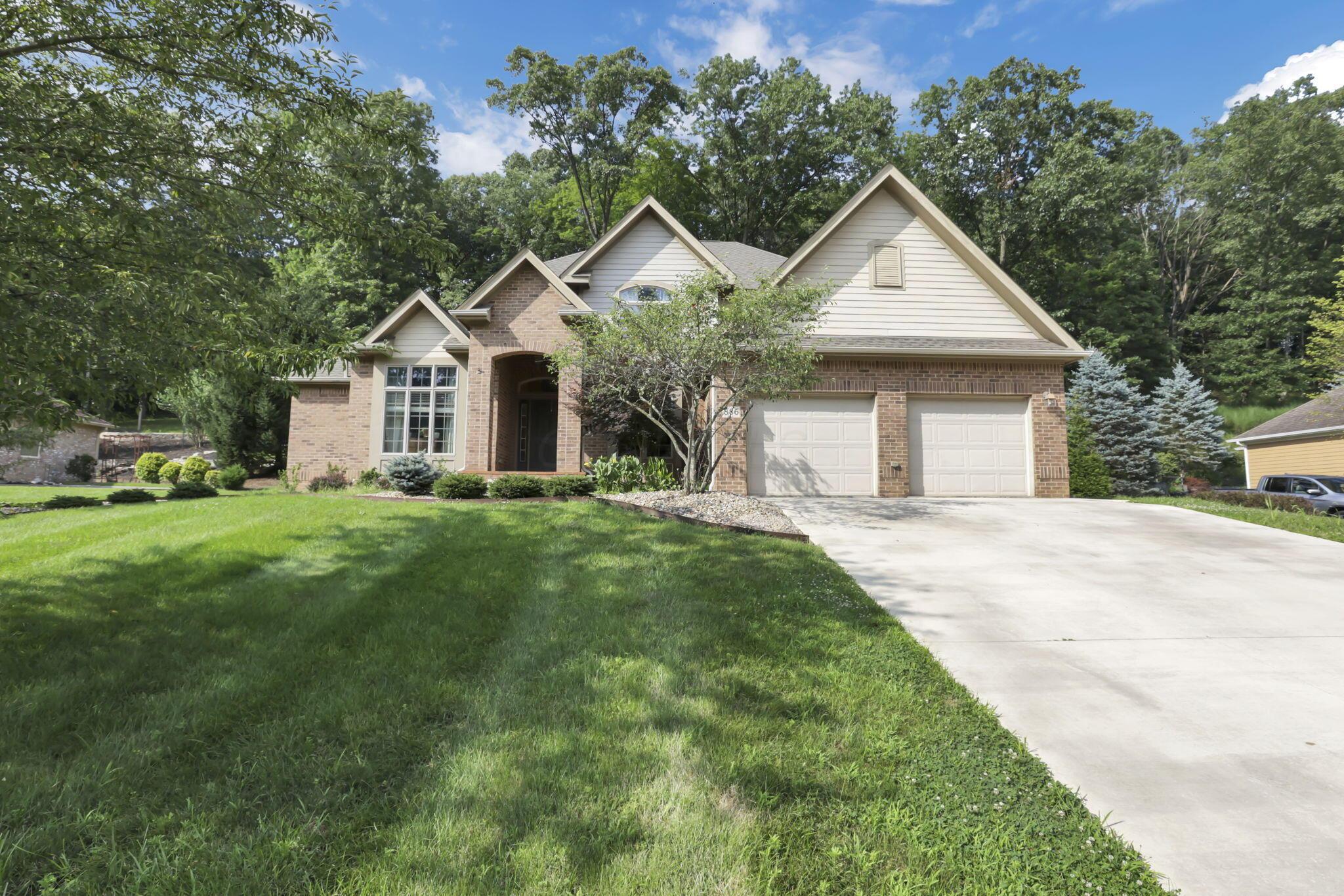 886 Howell Drive