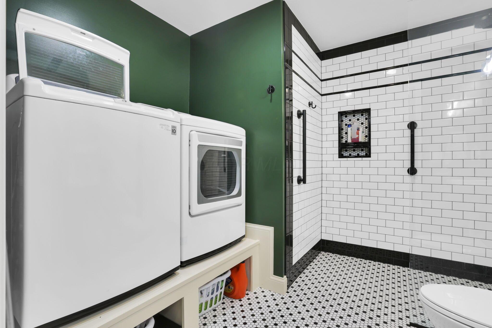 886 Howell Drive