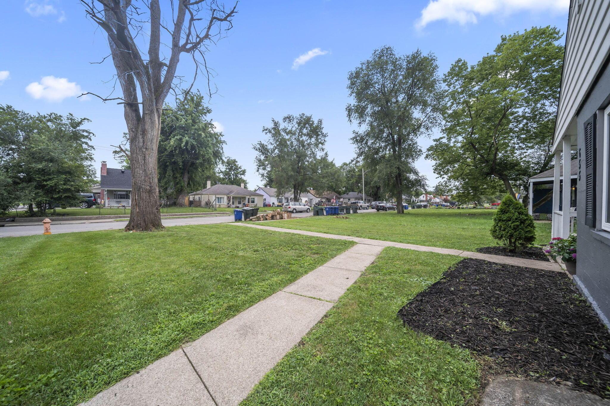 653-655 S Wheatland Avenue