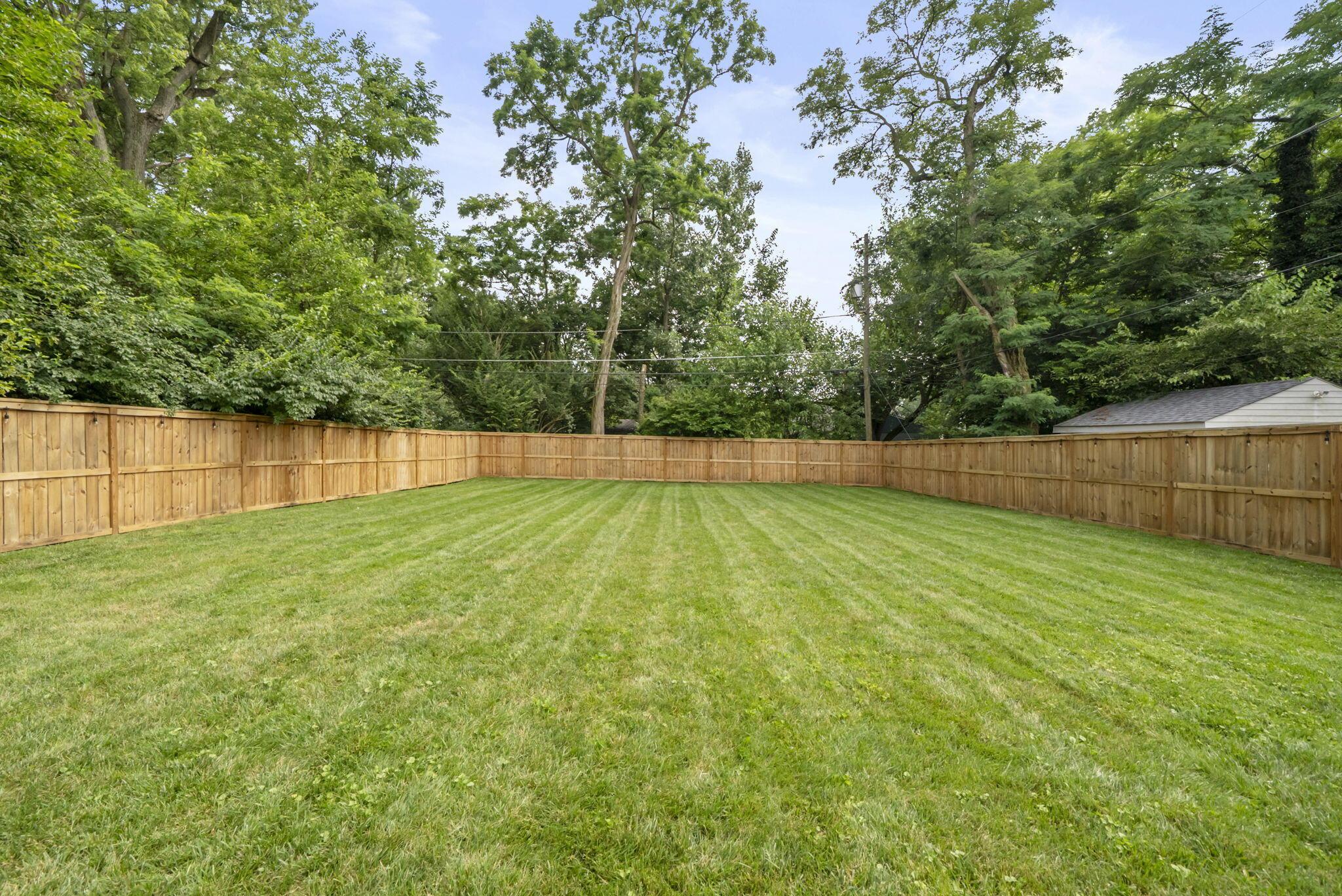 591 E Beaumont Road