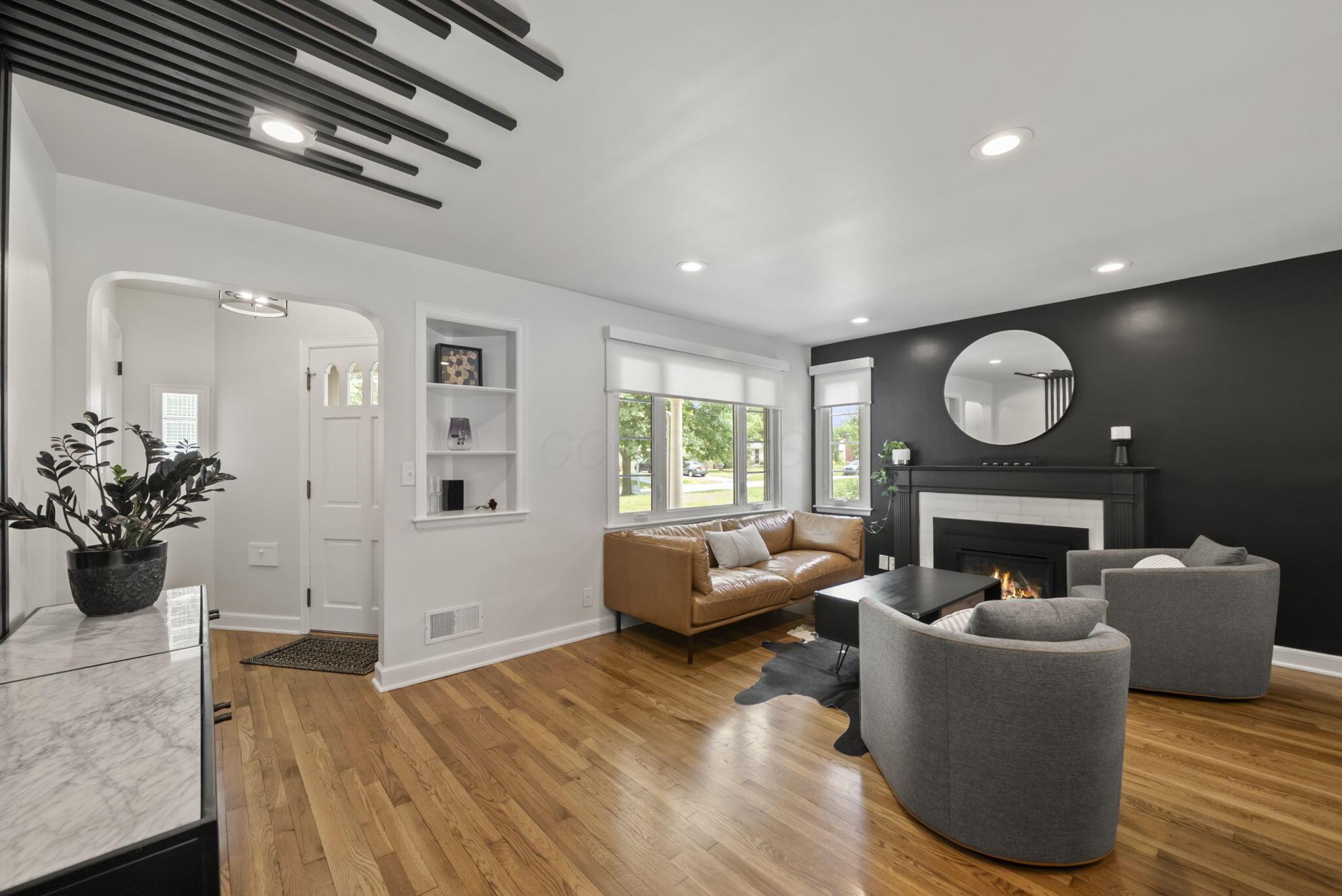 591 E Beaumont Road