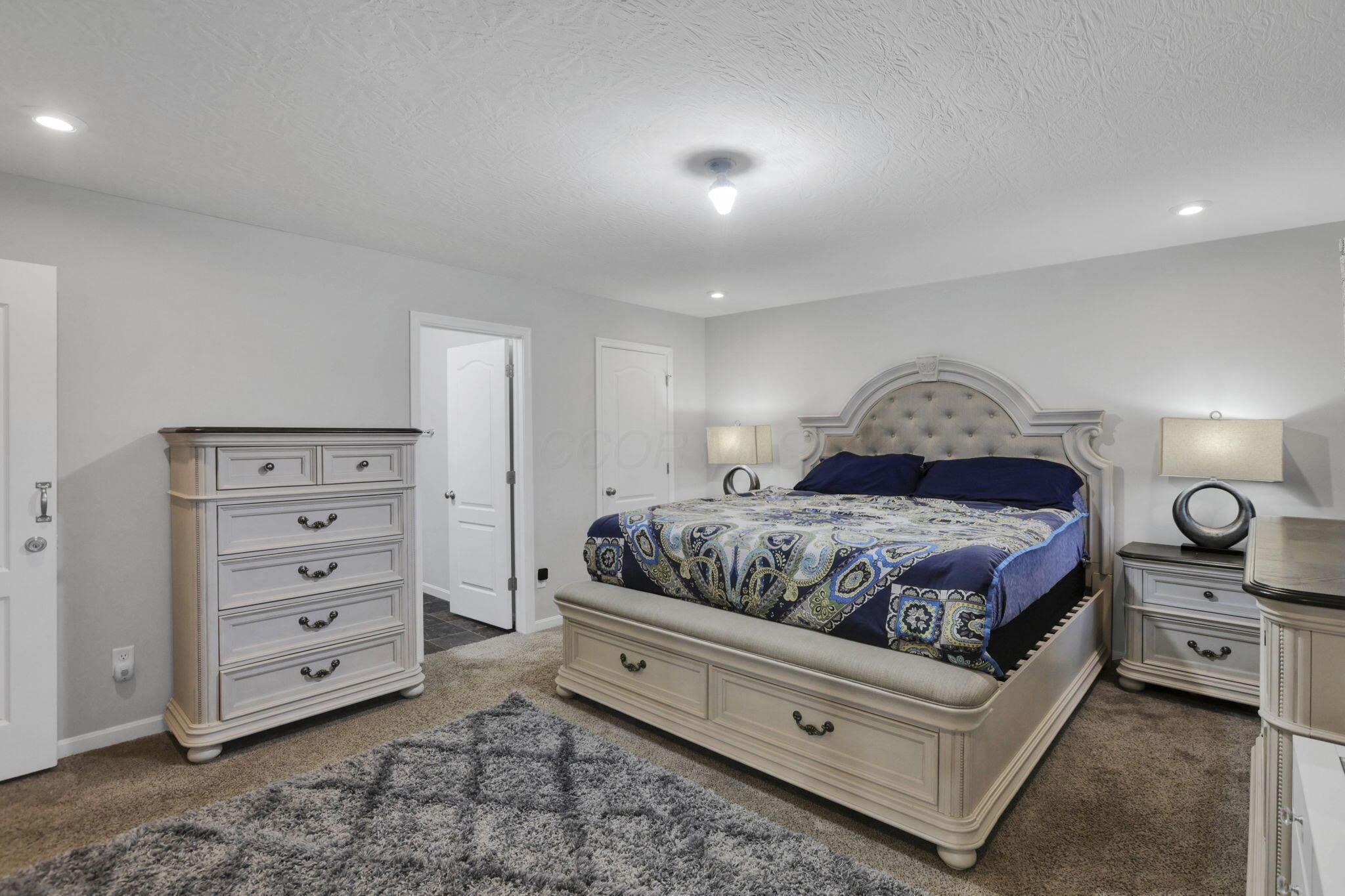 7460 Sugarbark Court