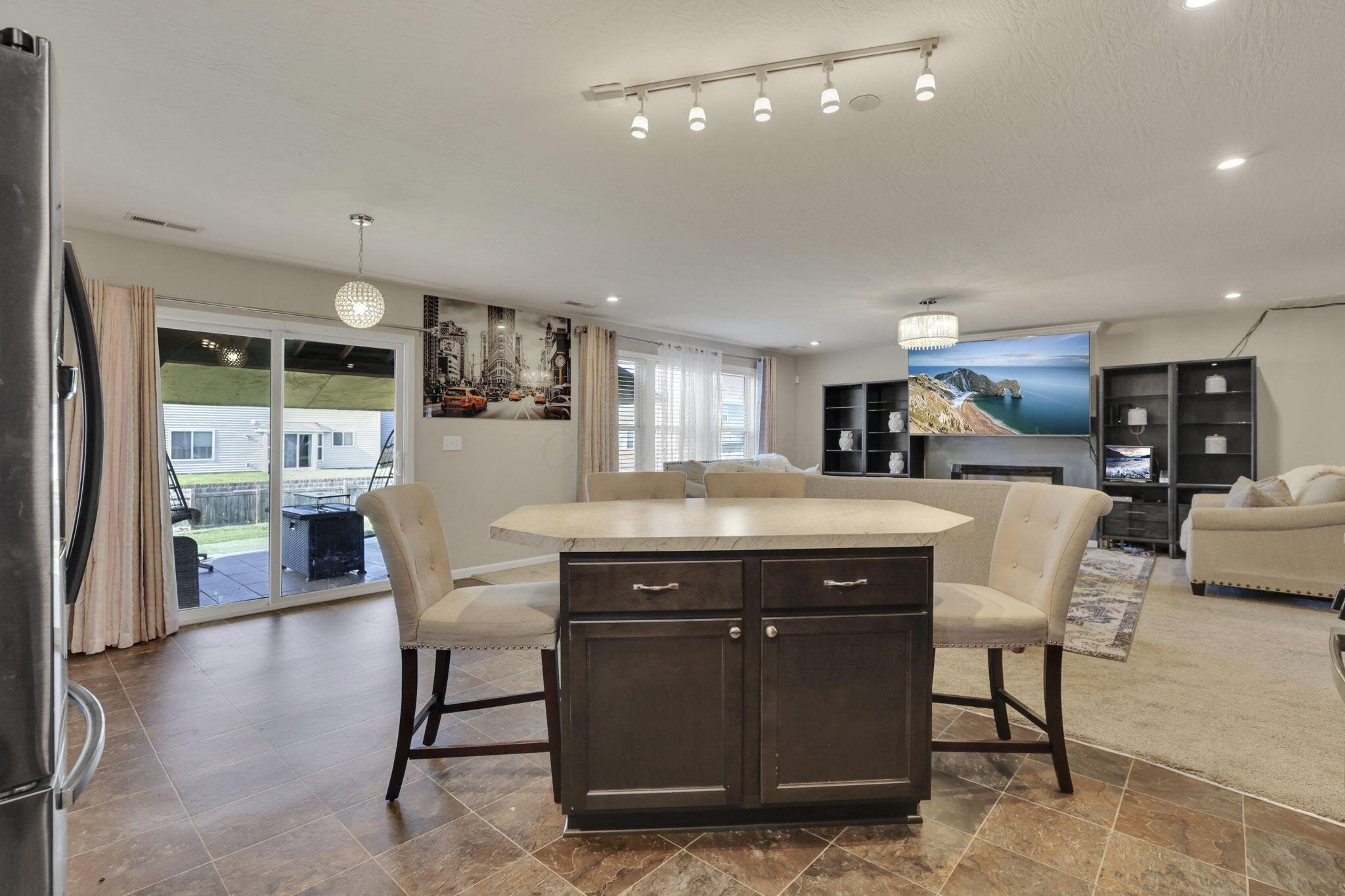 7460 Sugarbark Court