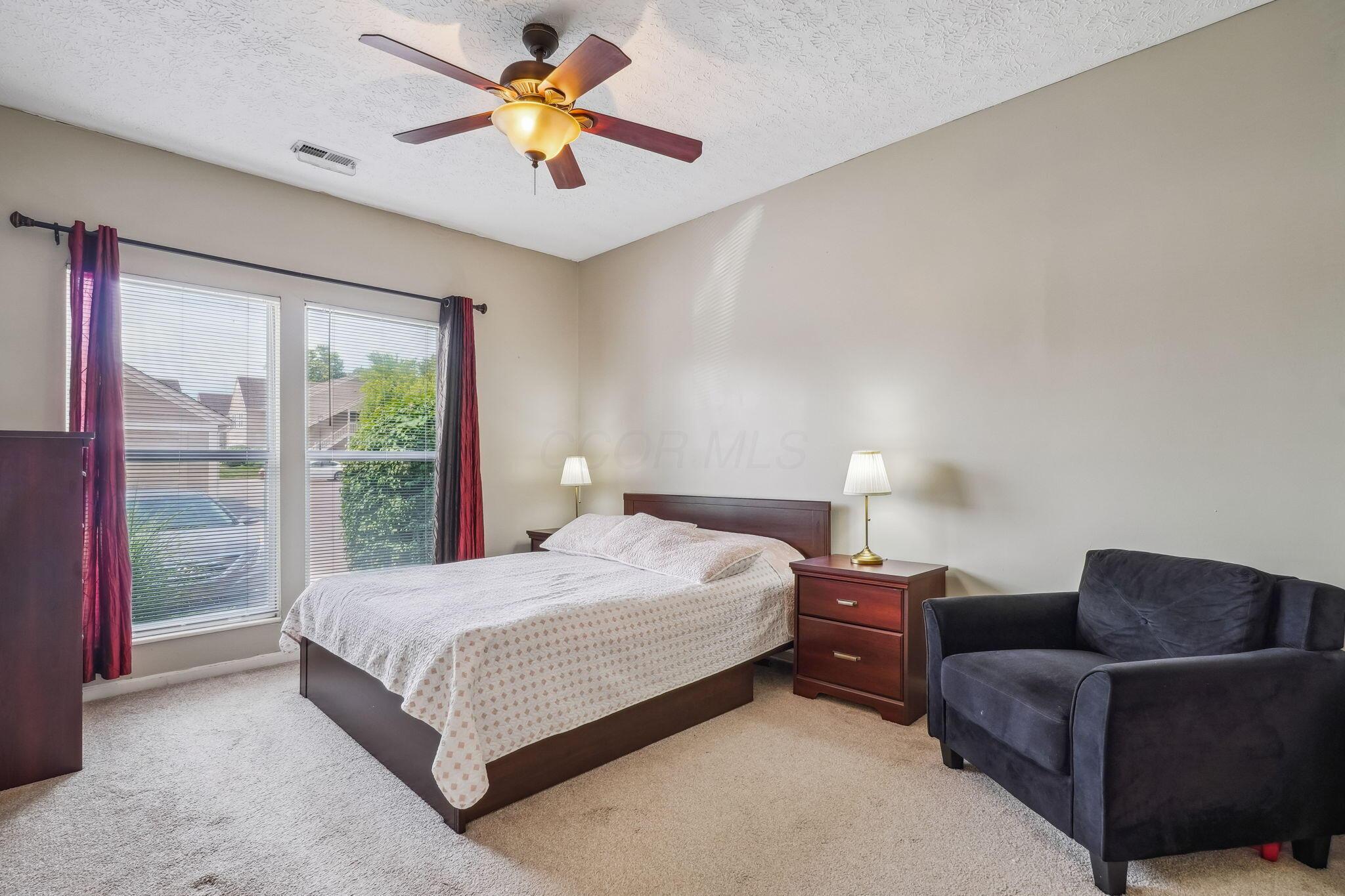 3450 Fishinger Mill Road Drive