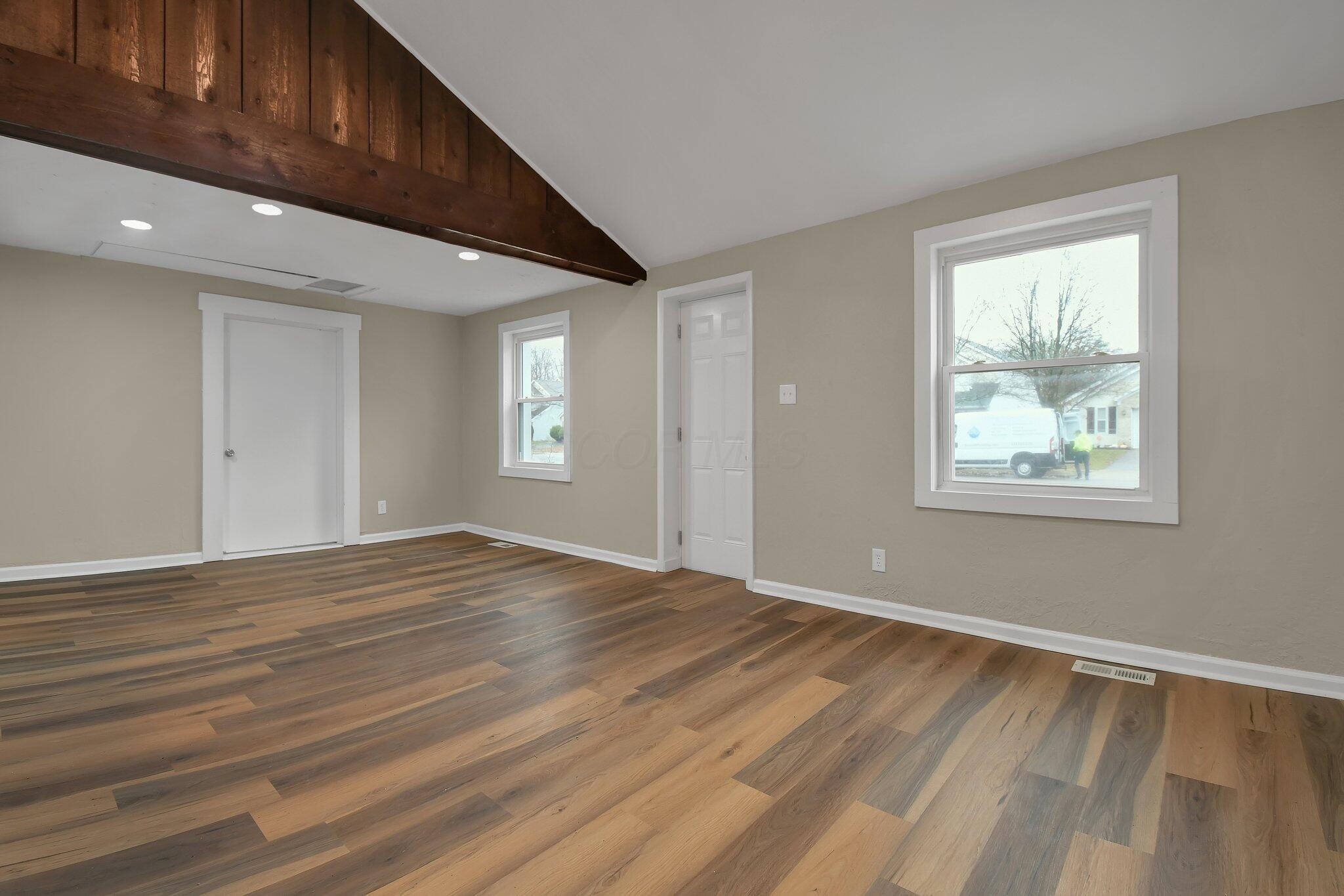 2692 Northwold Road