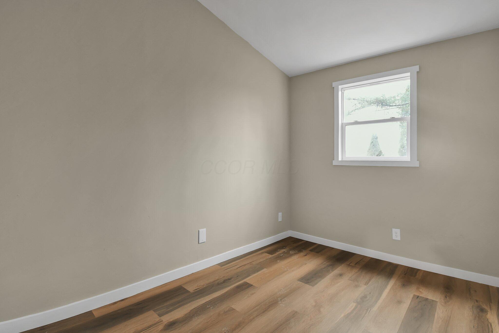 2692 Northwold Road